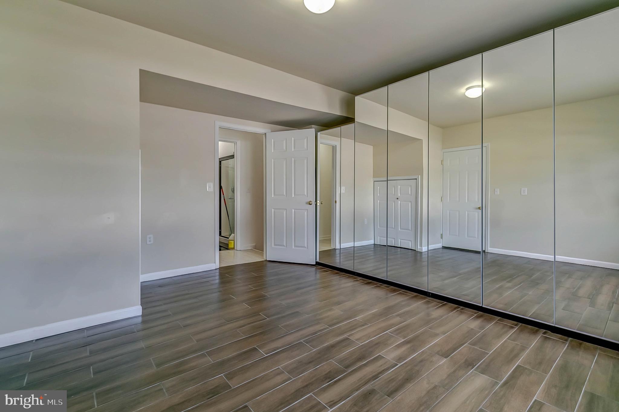 RIVA FARMS - Residential