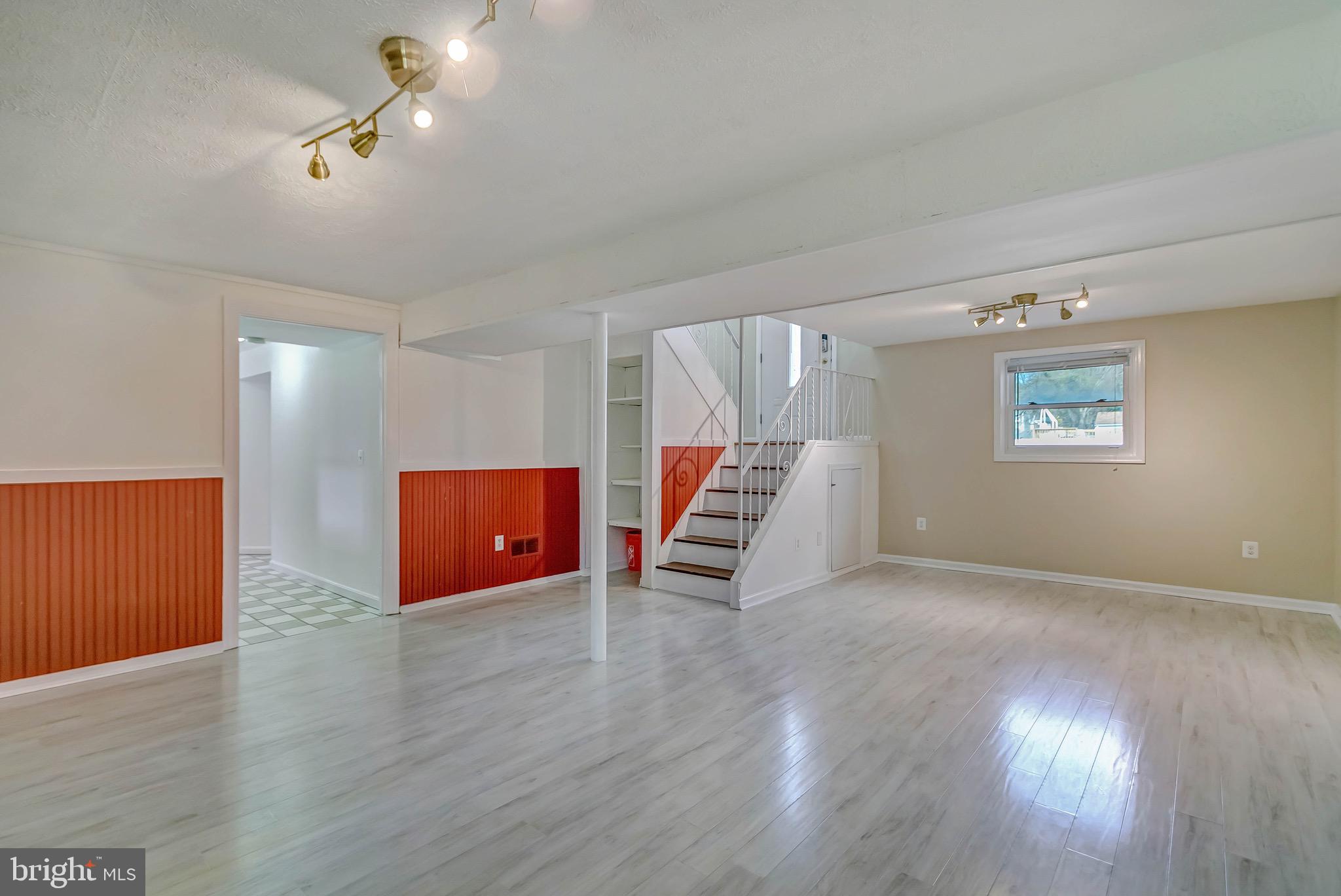 RIVA FARMS - Residential