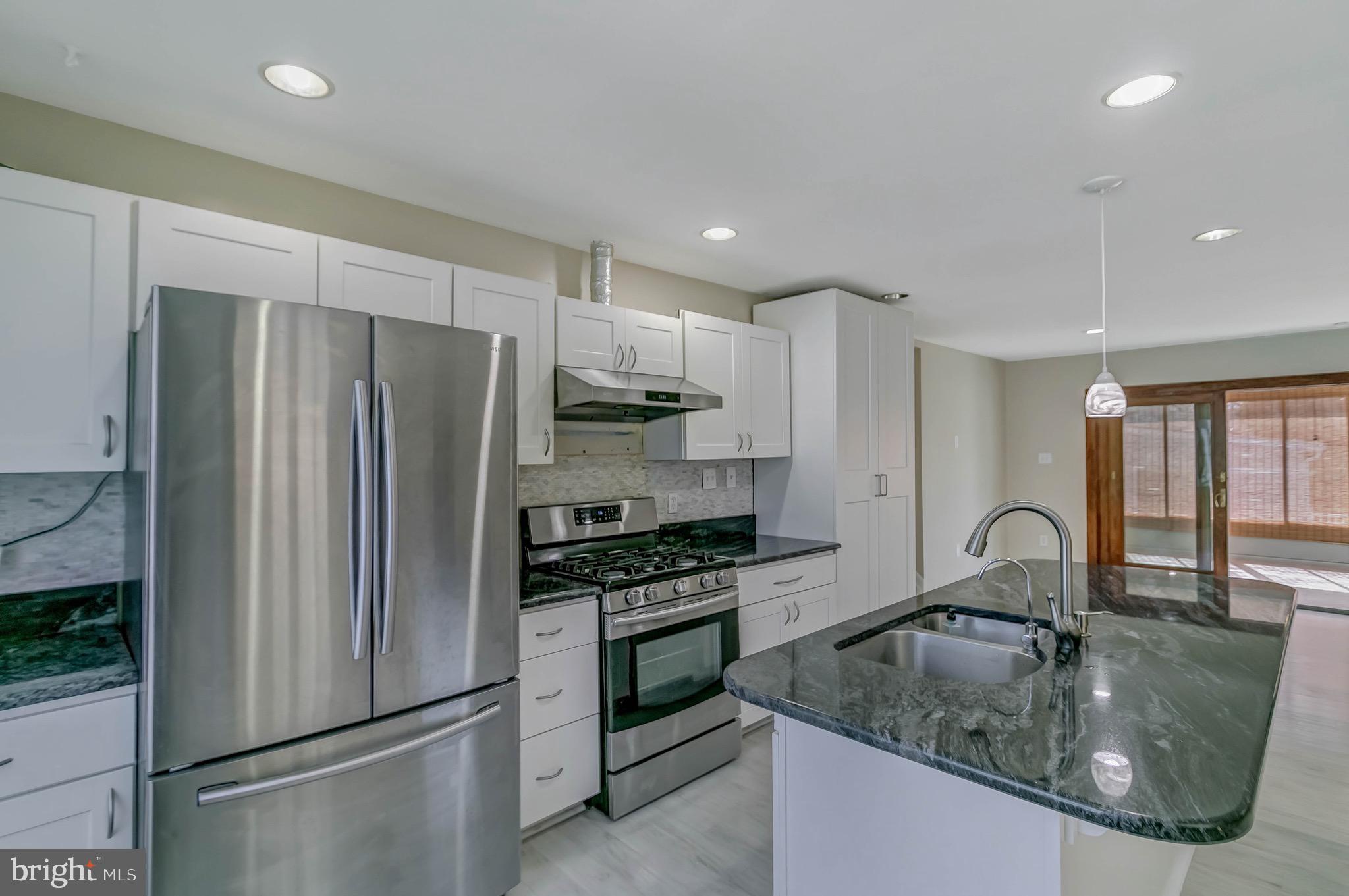 RIVA FARMS - Residential