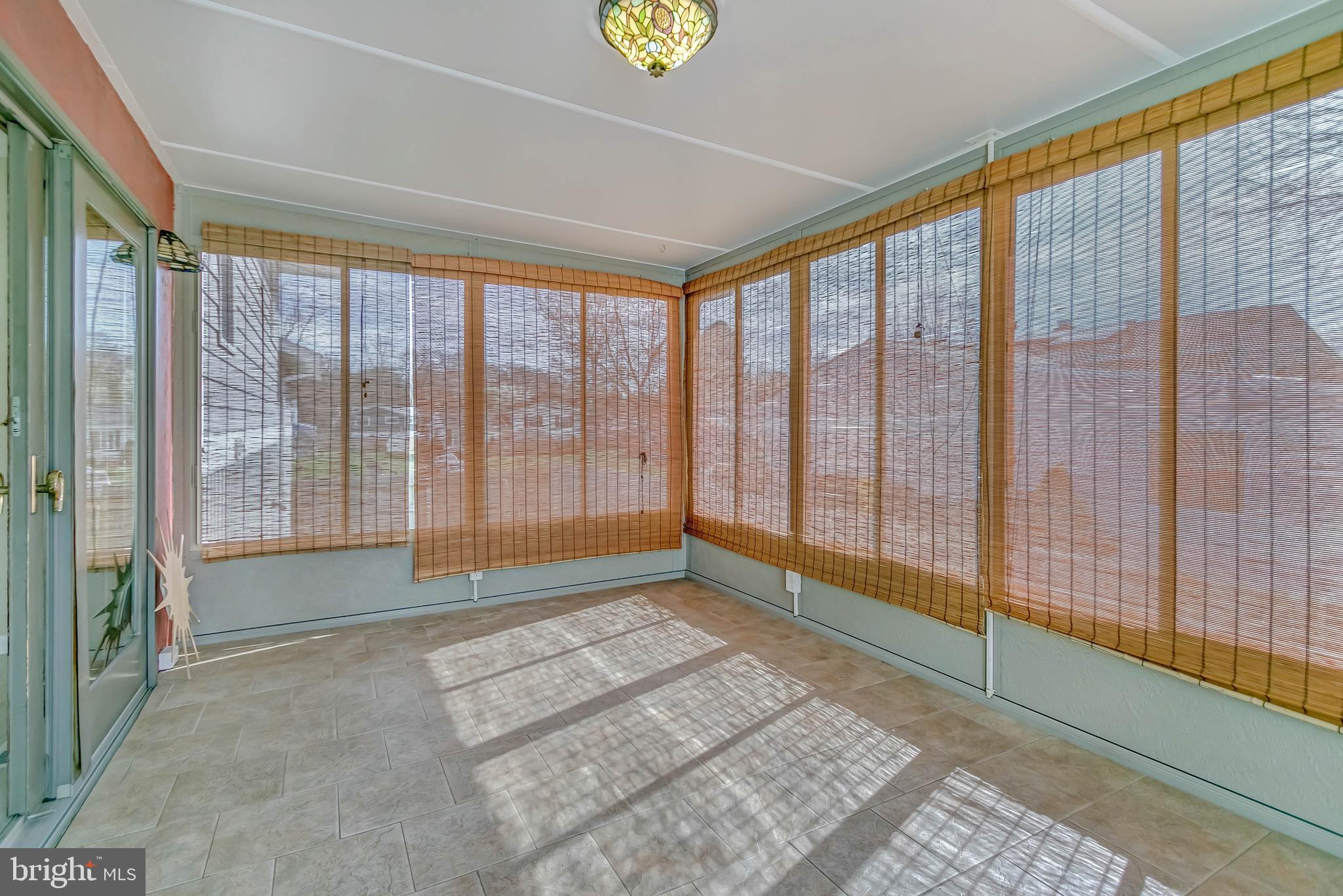 RIVA FARMS - Residential