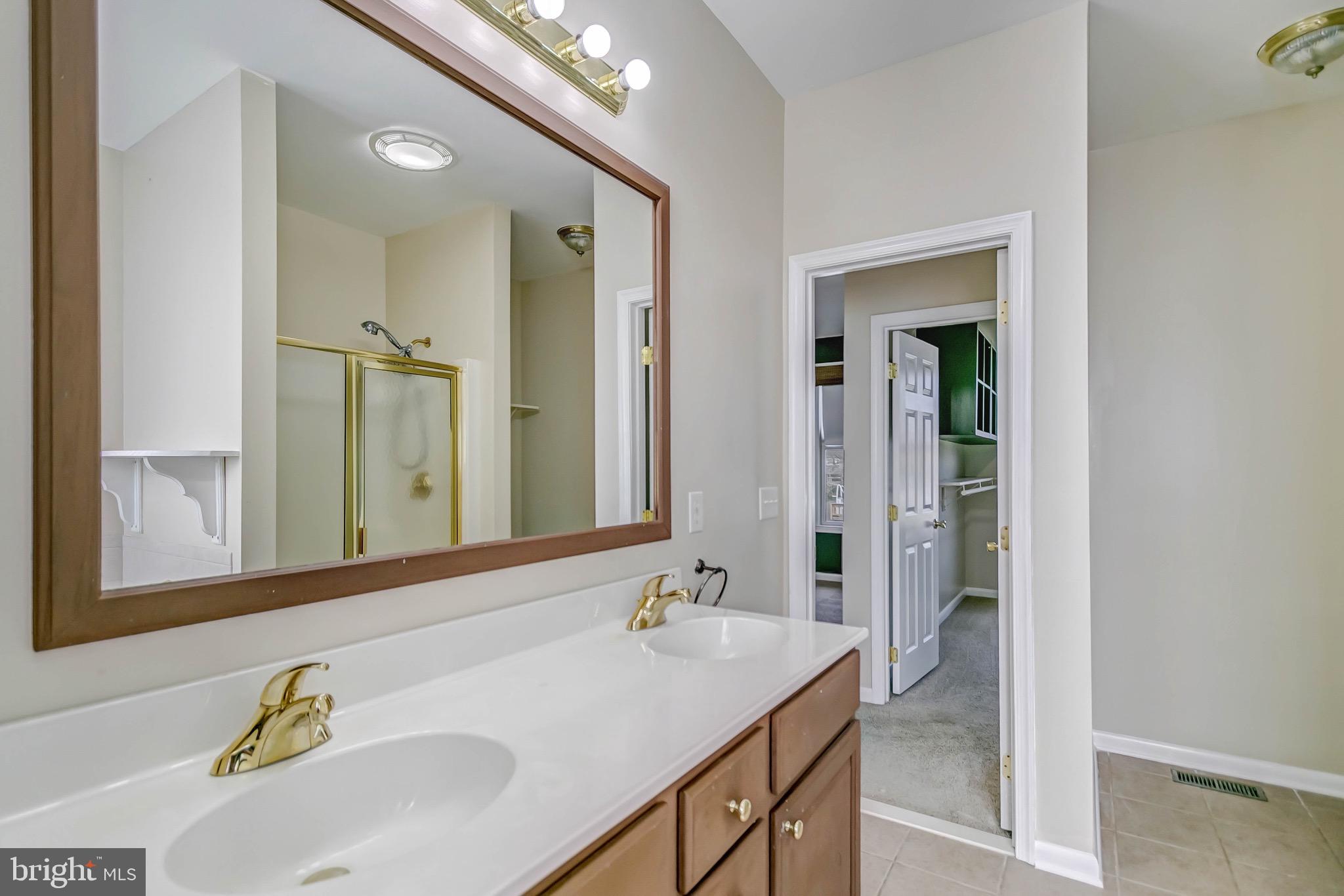 RIVA FARMS - Residential