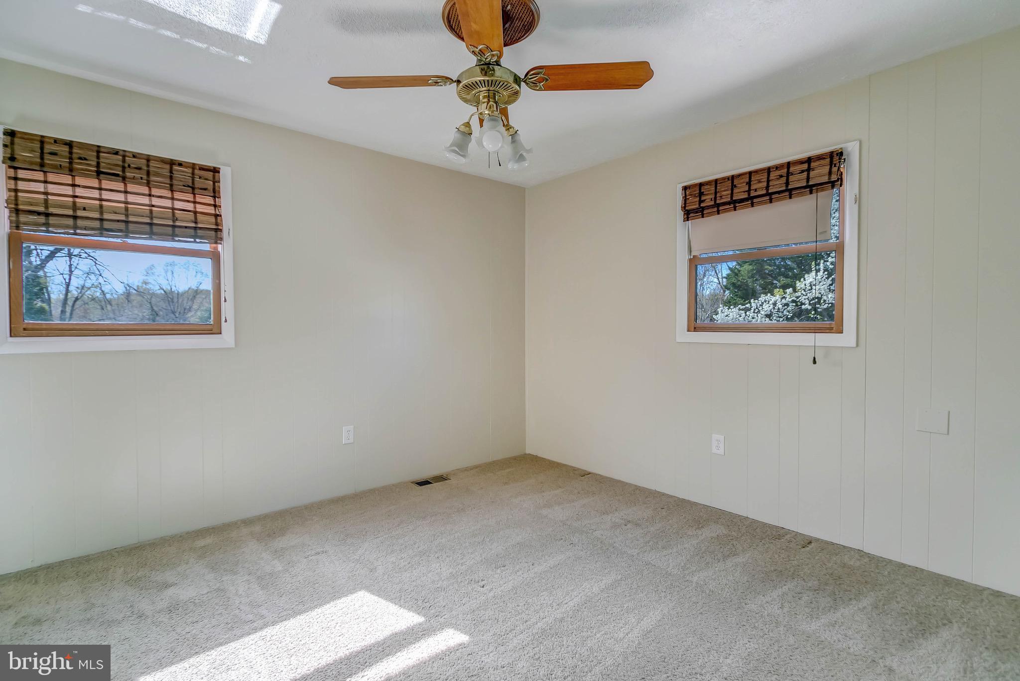 RIVA FARMS - Residential