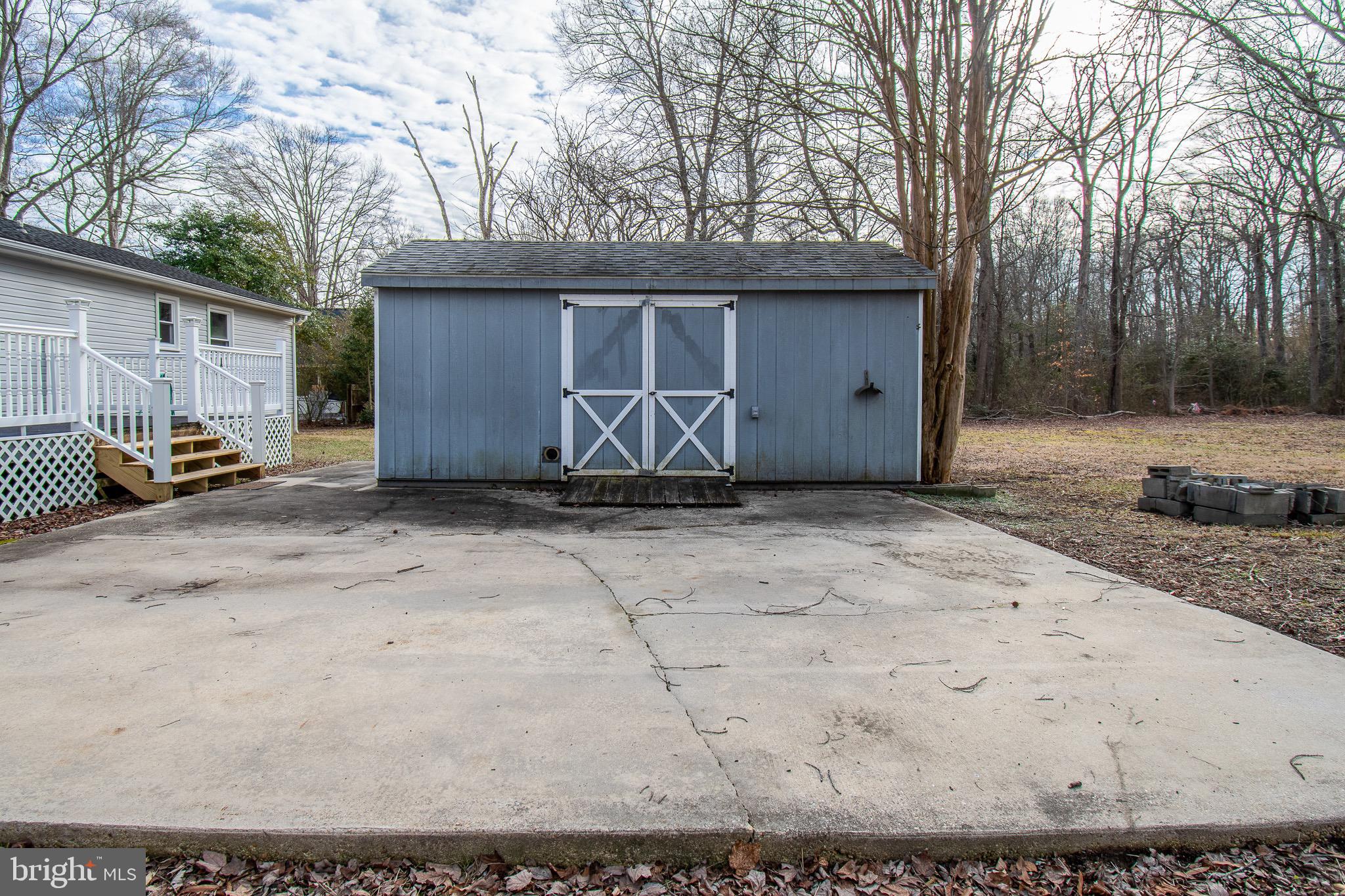 LIVINGSTON GROVE - Residential