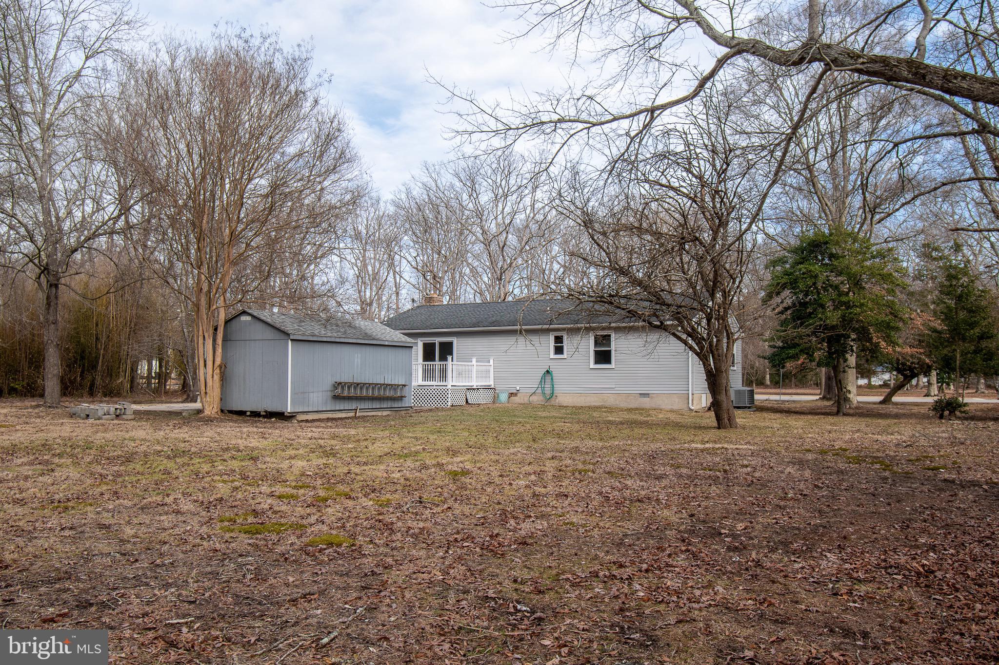 LIVINGSTON GROVE - Residential