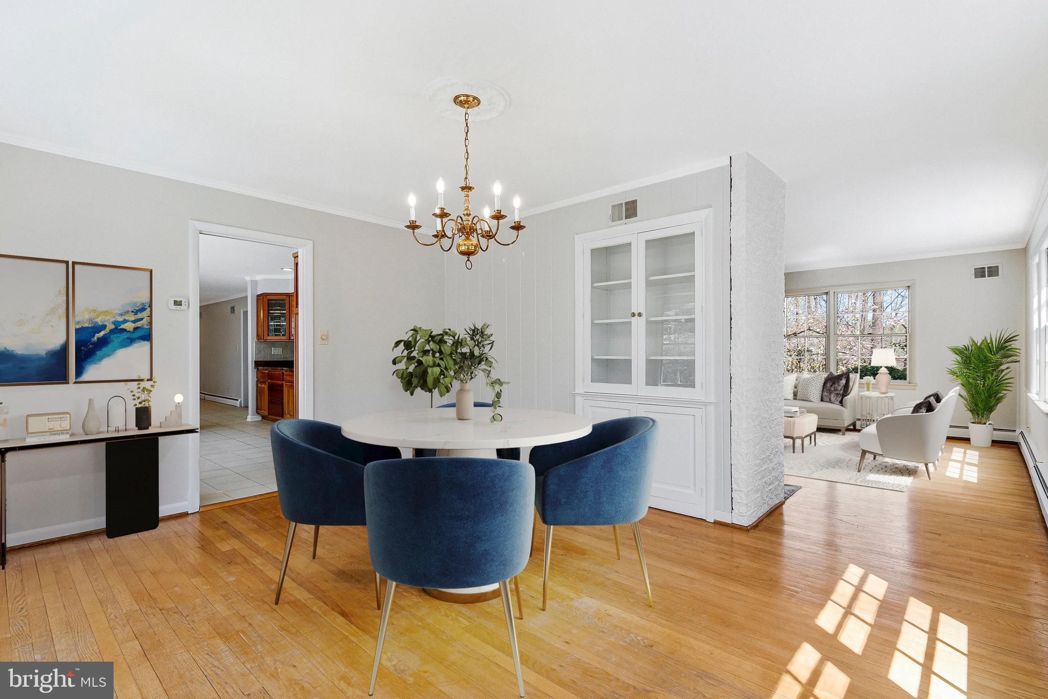 LAKE BARCROFT - Residential