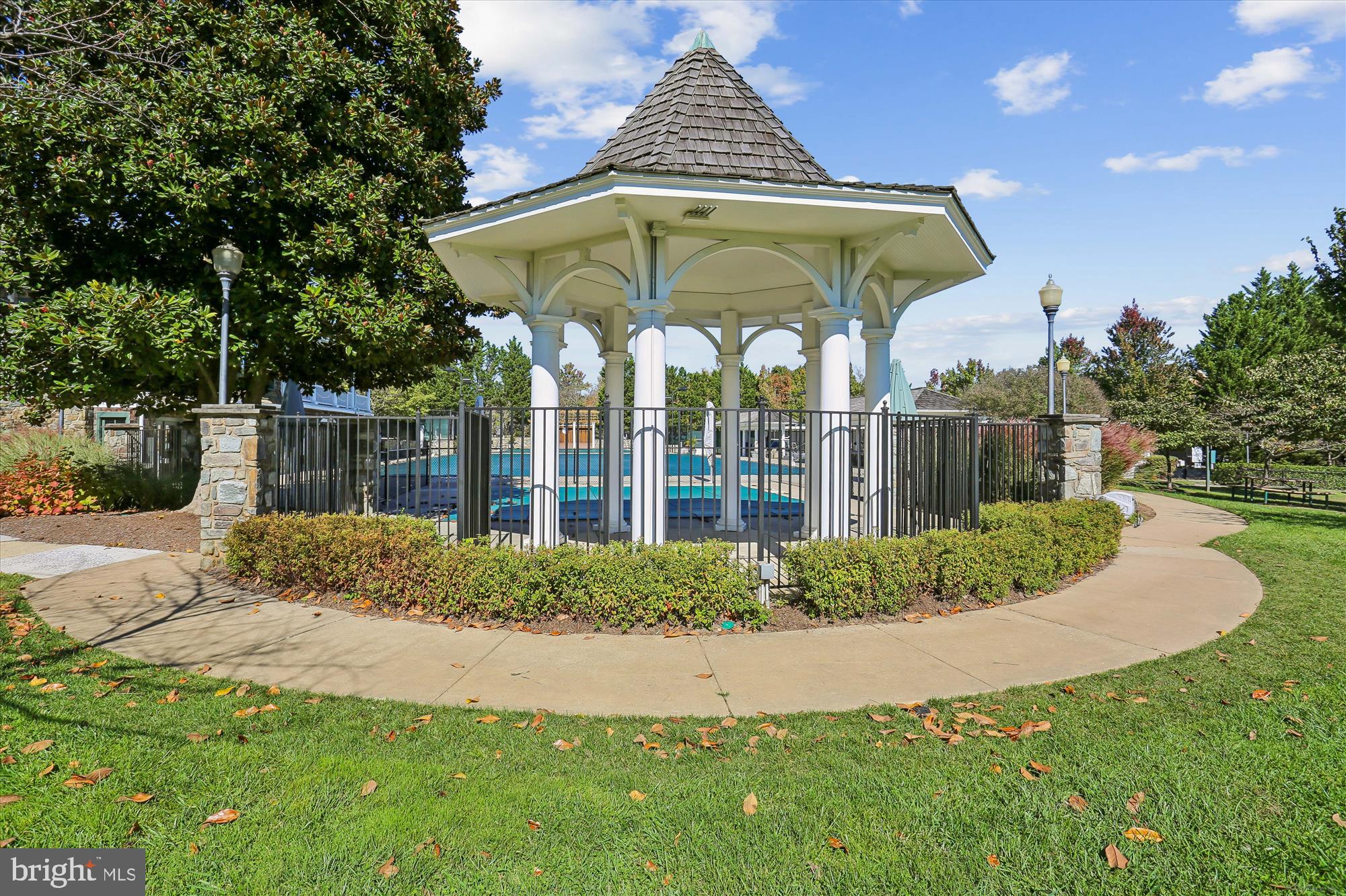 FERNSHIRE FARMS - Residential