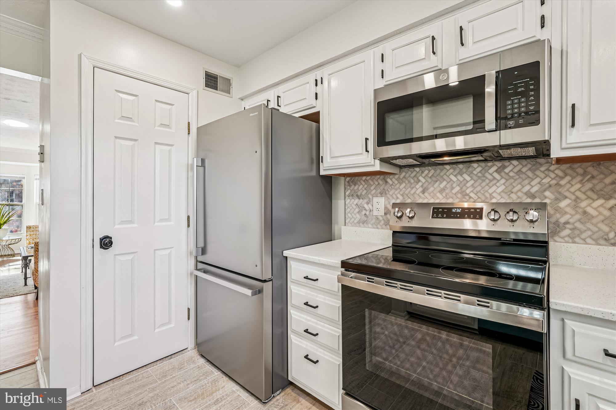 FERNSHIRE FARMS - Residential