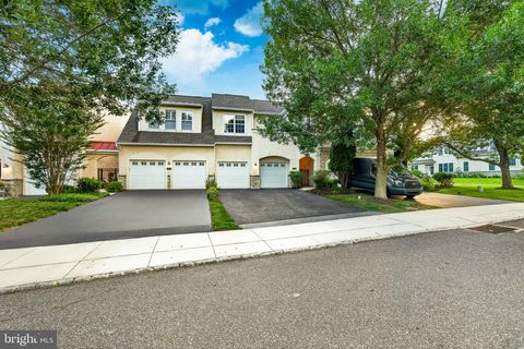 Townhouse For Sale - 54 Old Barn Drive<br/> WEST CHESTER, PA 19382