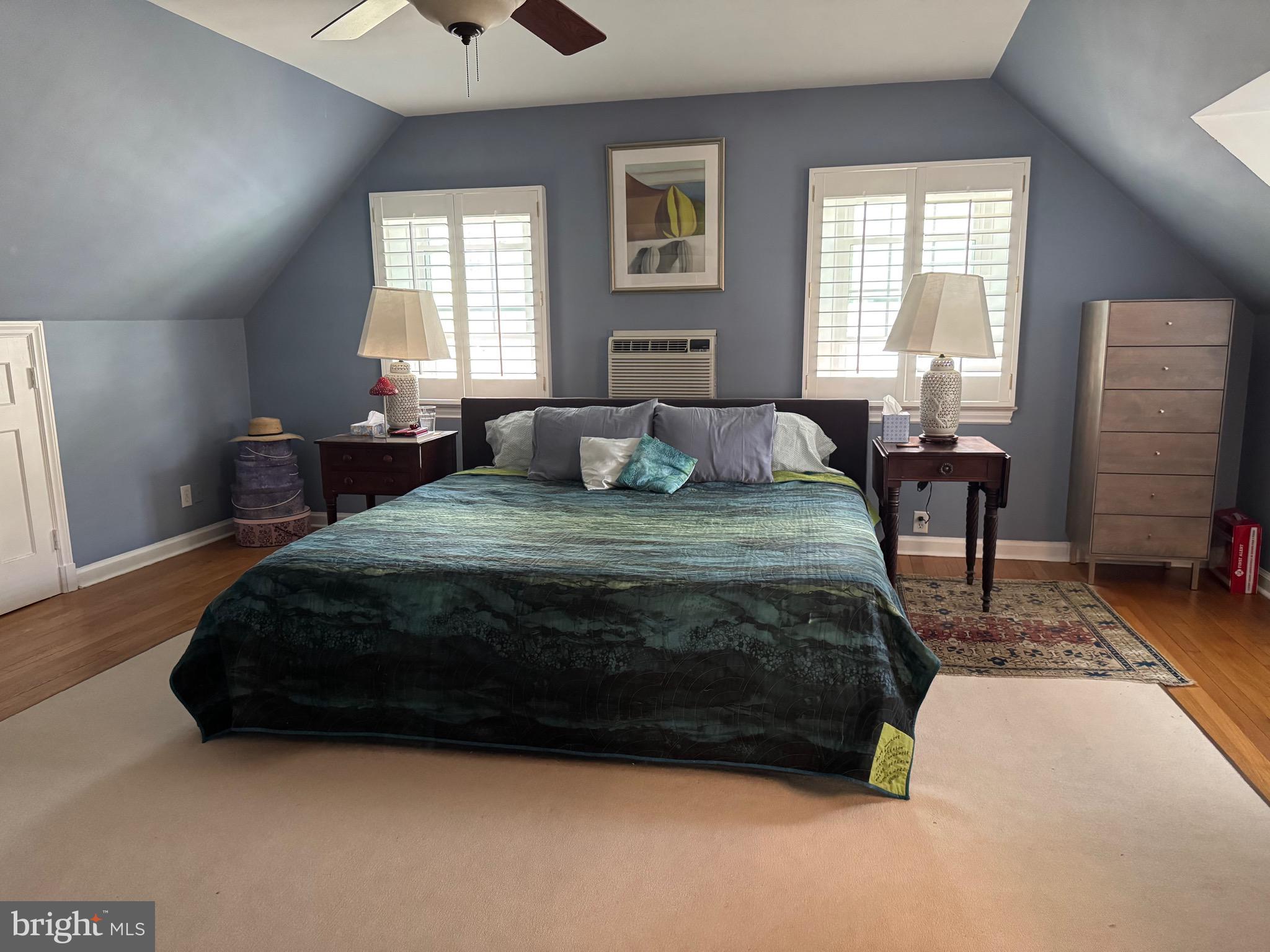 FAIRWAY HILLS - Residential