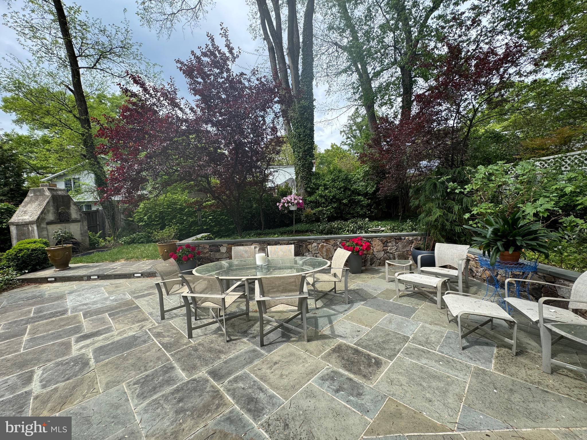 FAIRWAY HILLS - Residential