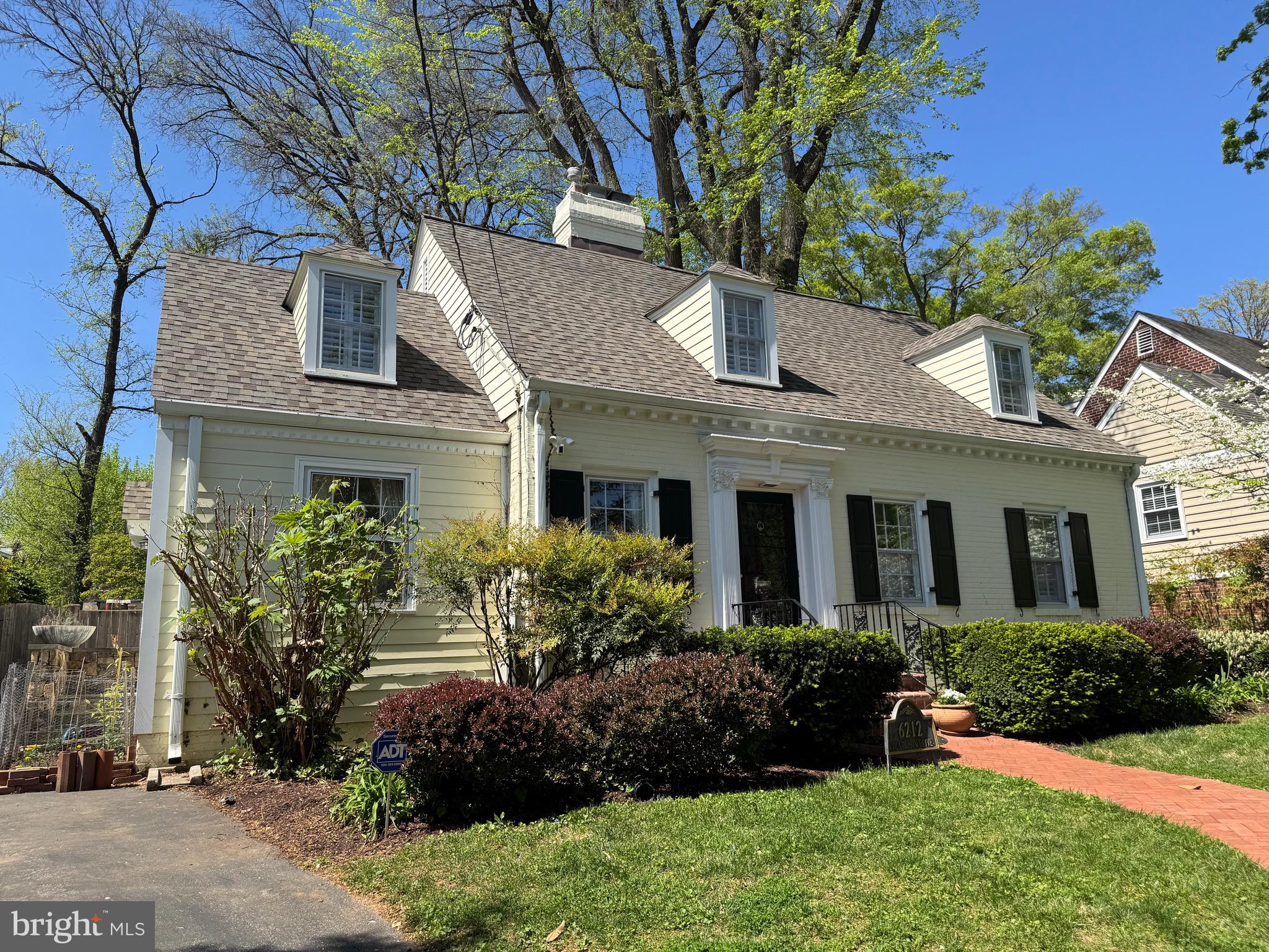 FAIRWAY HILLS - Residential