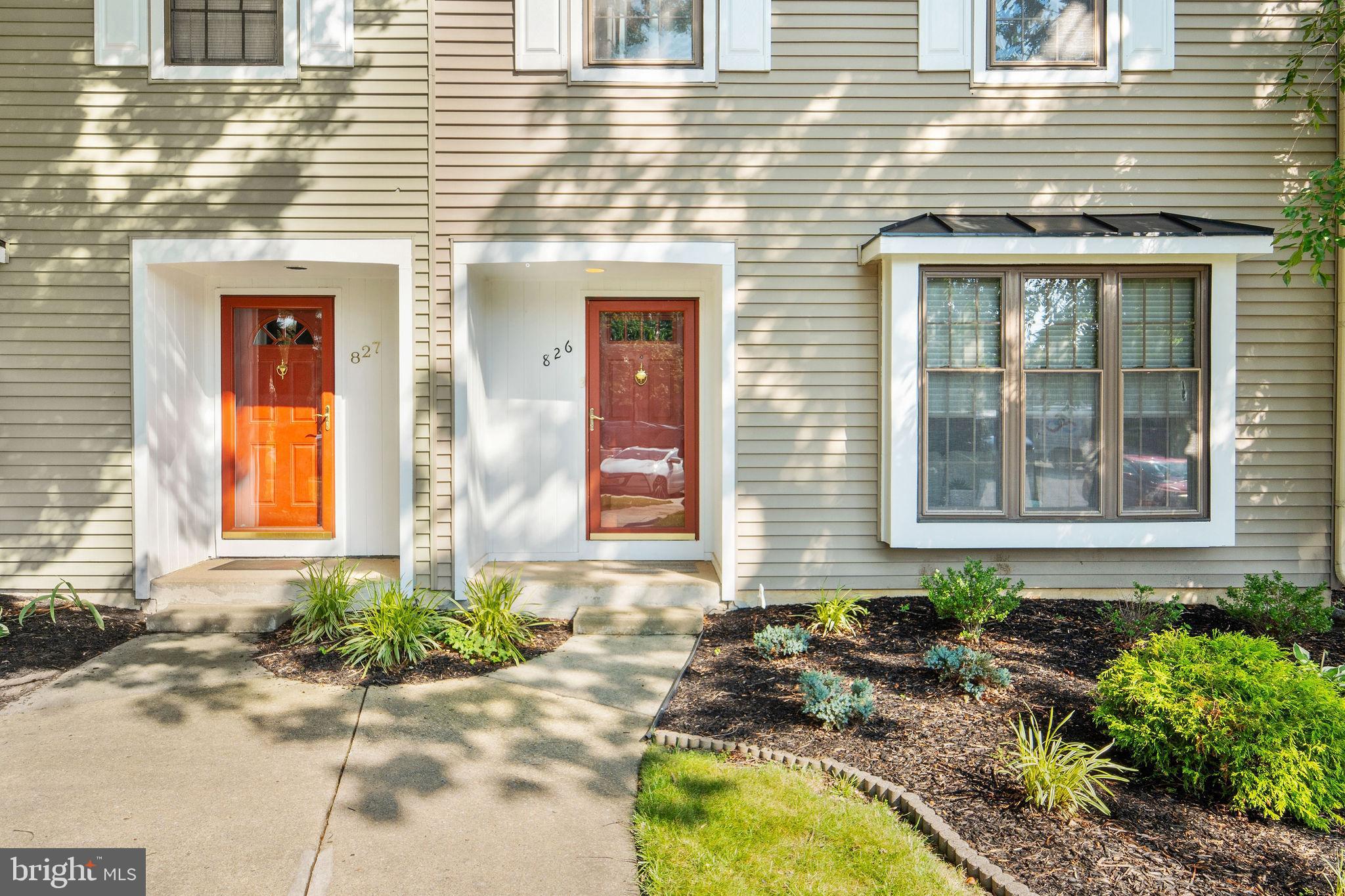 826 KINGS CROFT