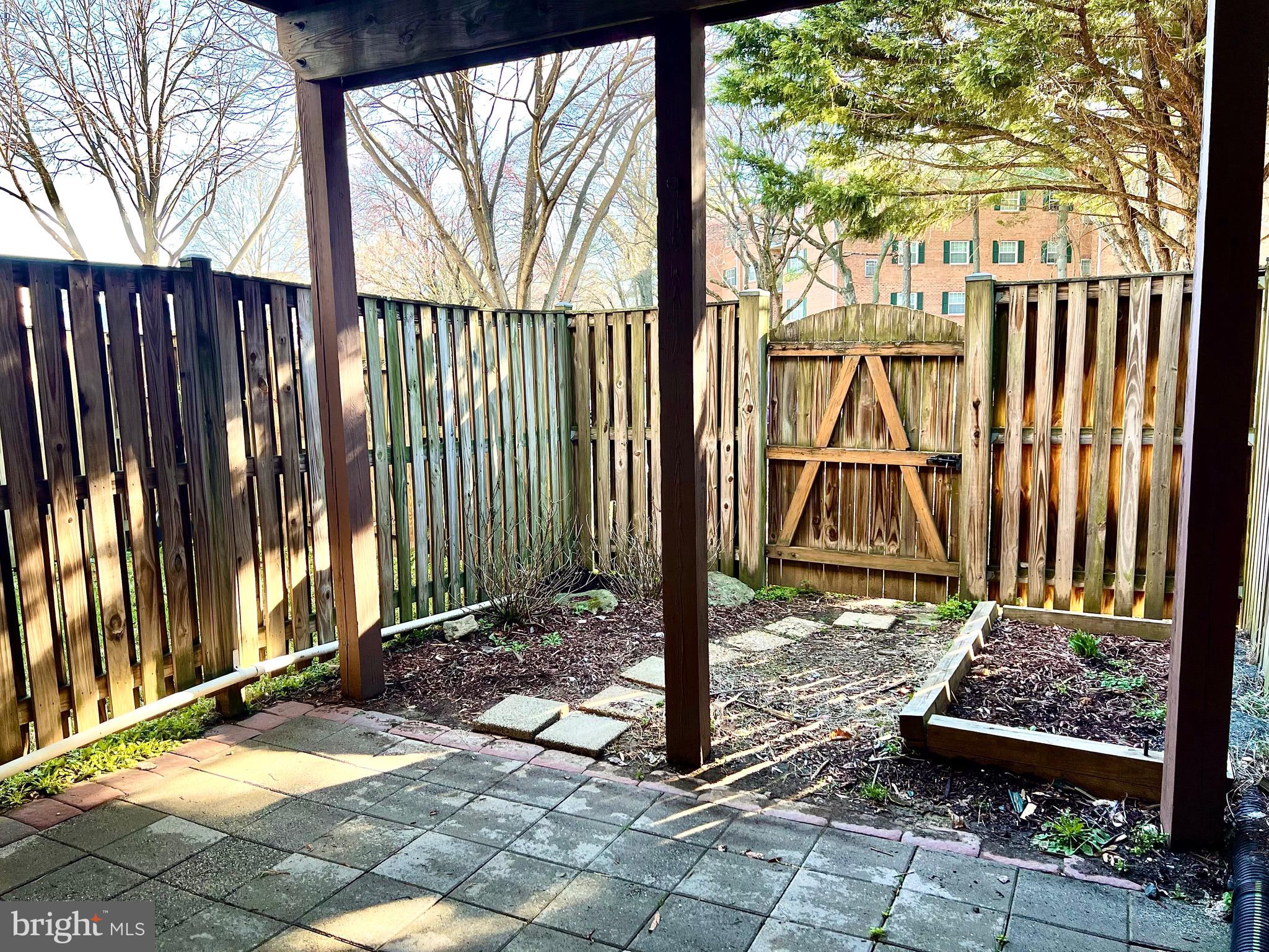 WELLFLEET MEWS - Residential Lease