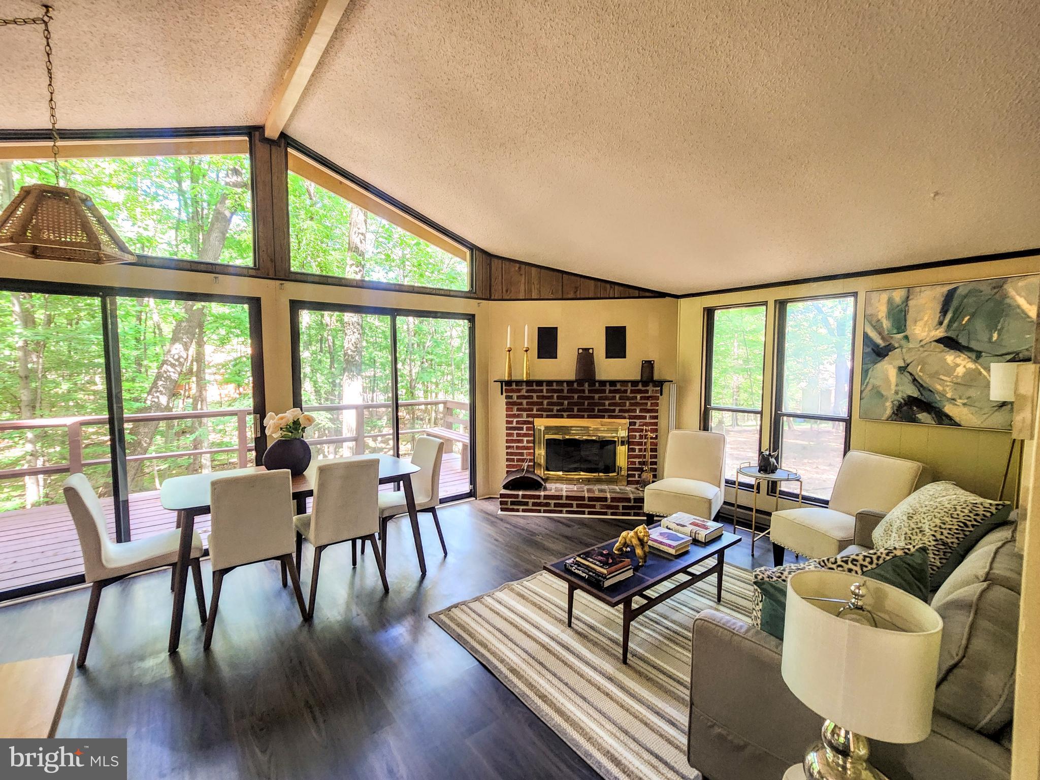 THE WOODS - Residential