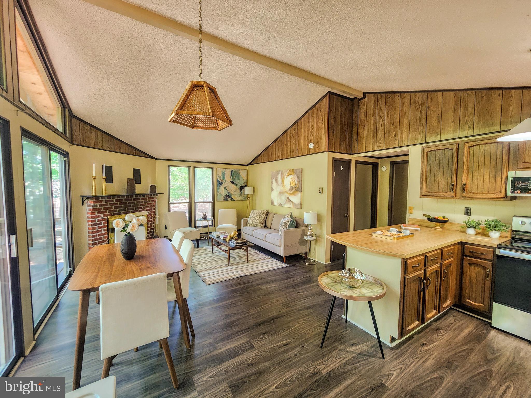 THE WOODS - Residential