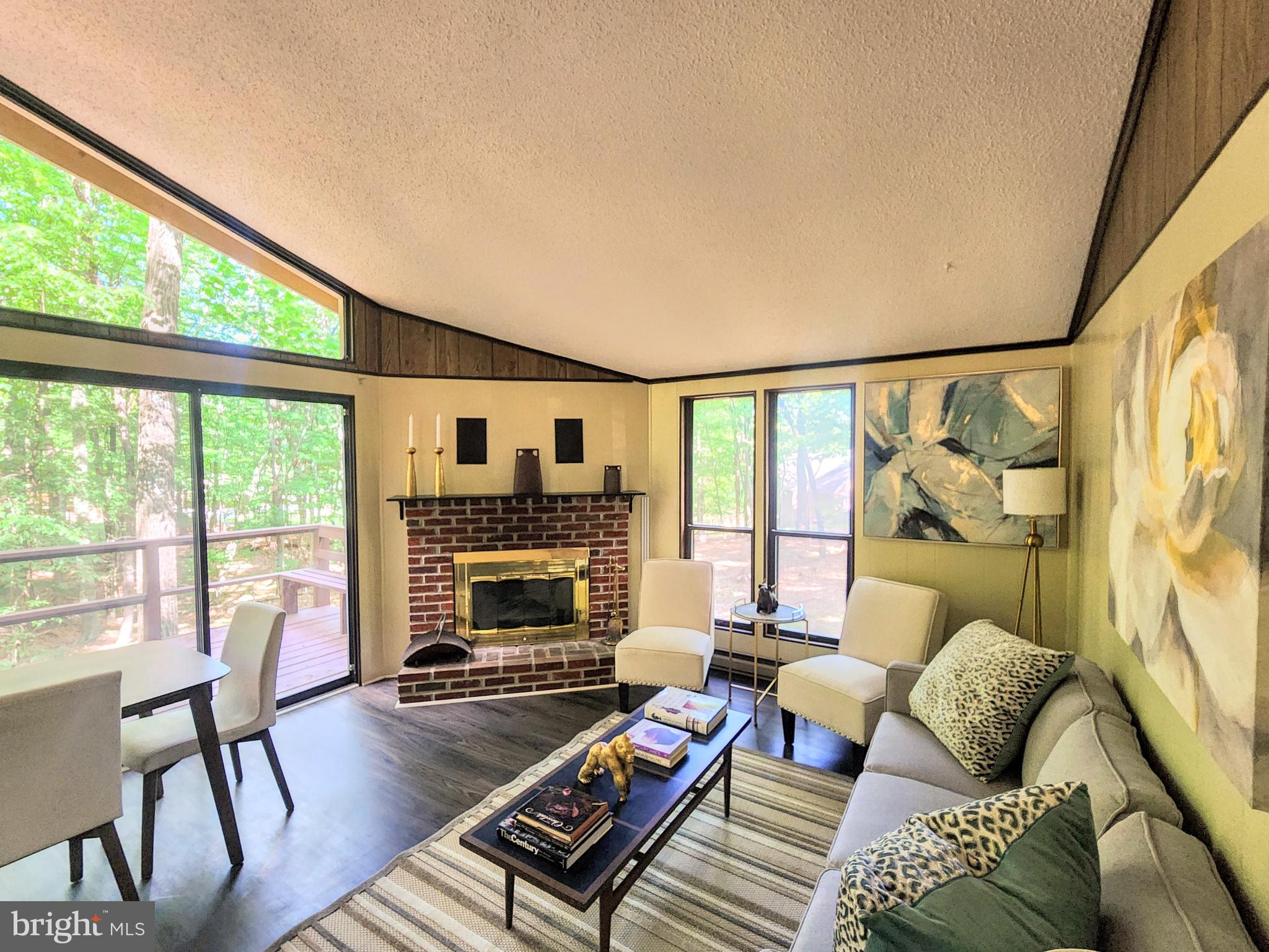 THE WOODS - Residential