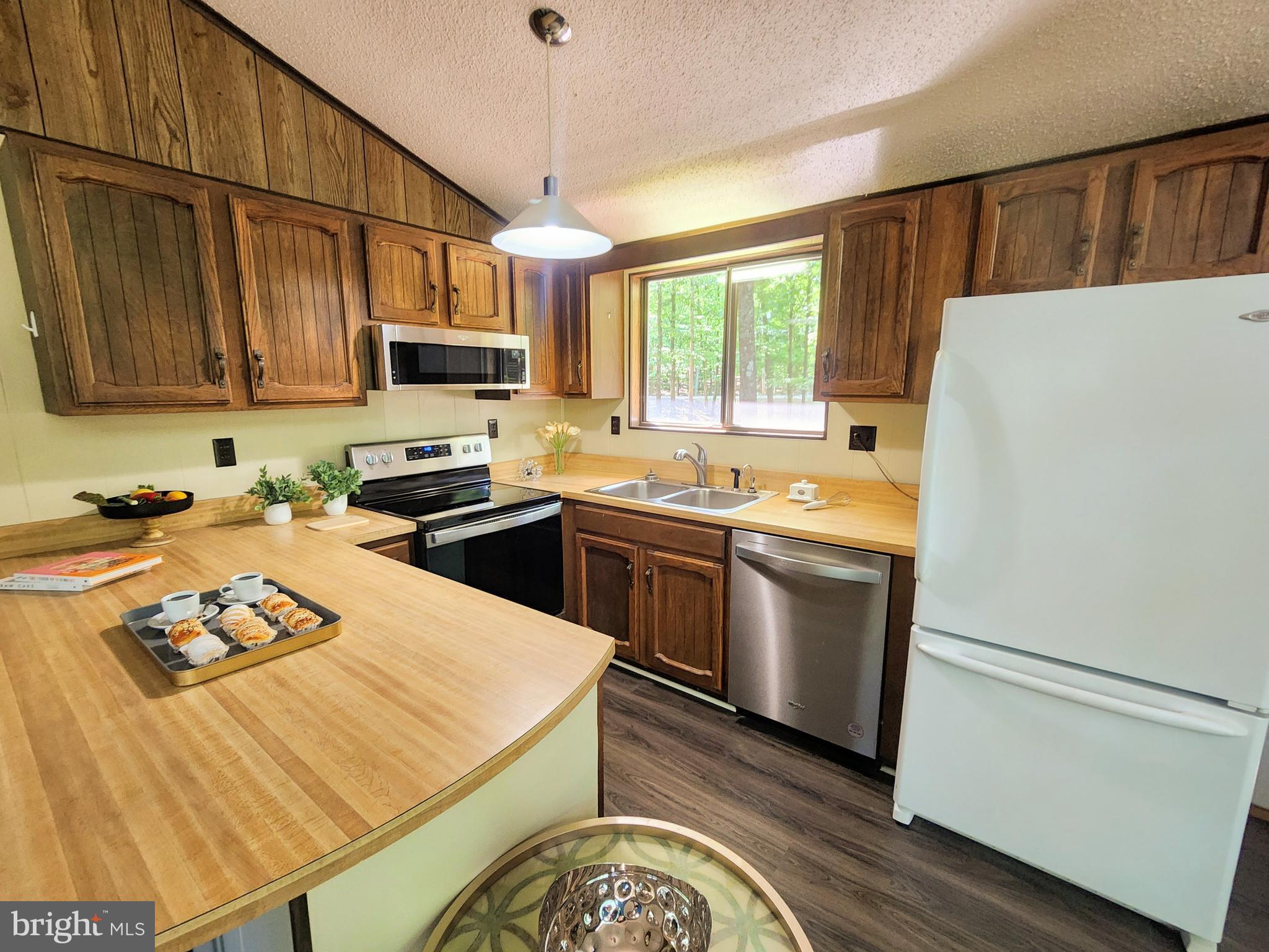 THE WOODS - Residential