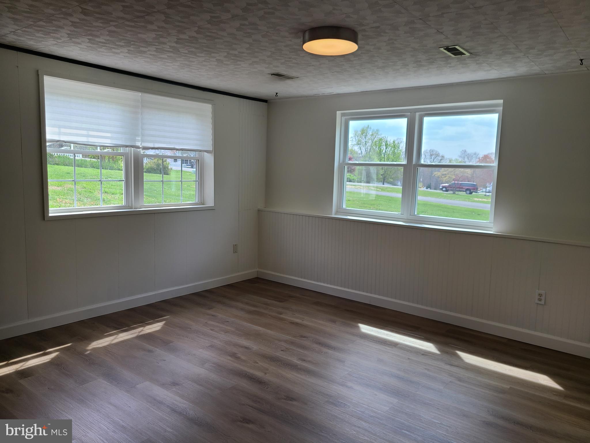 REGAL ESTATES - Residential Lease