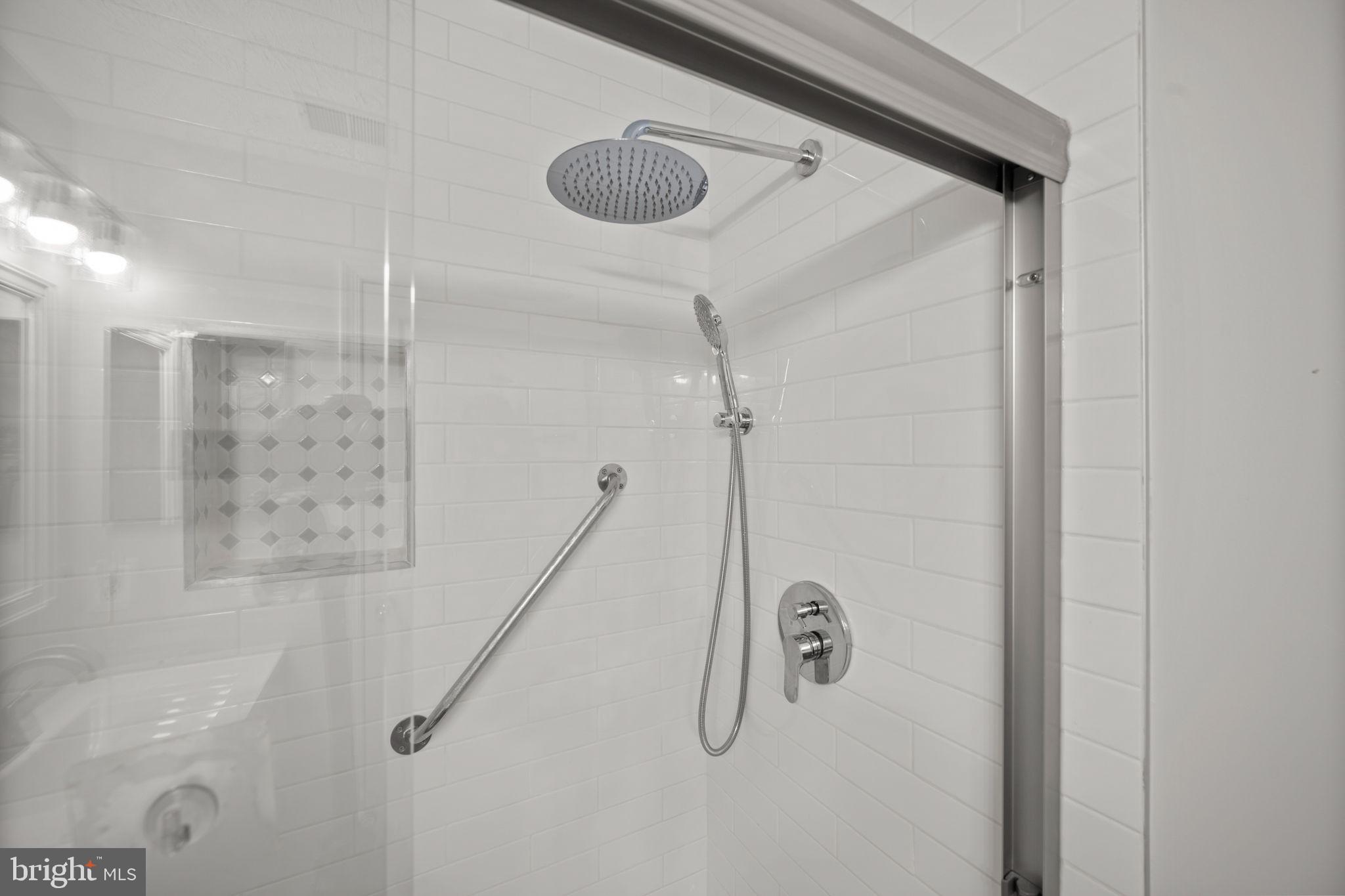 TIMBERGROVE - Residential