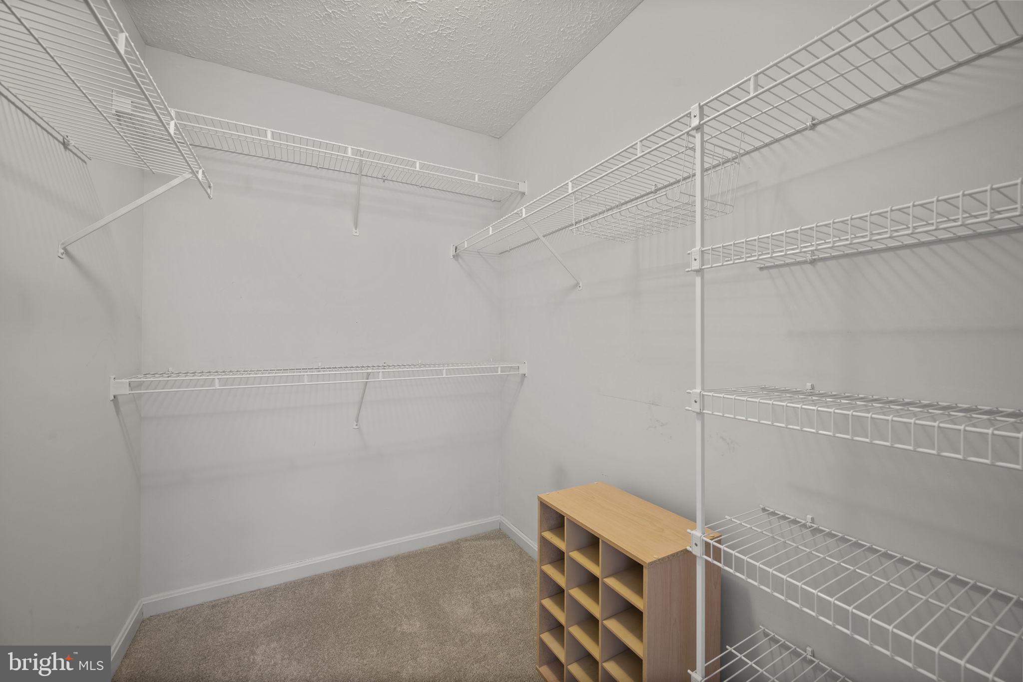 TIMBERGROVE - Residential