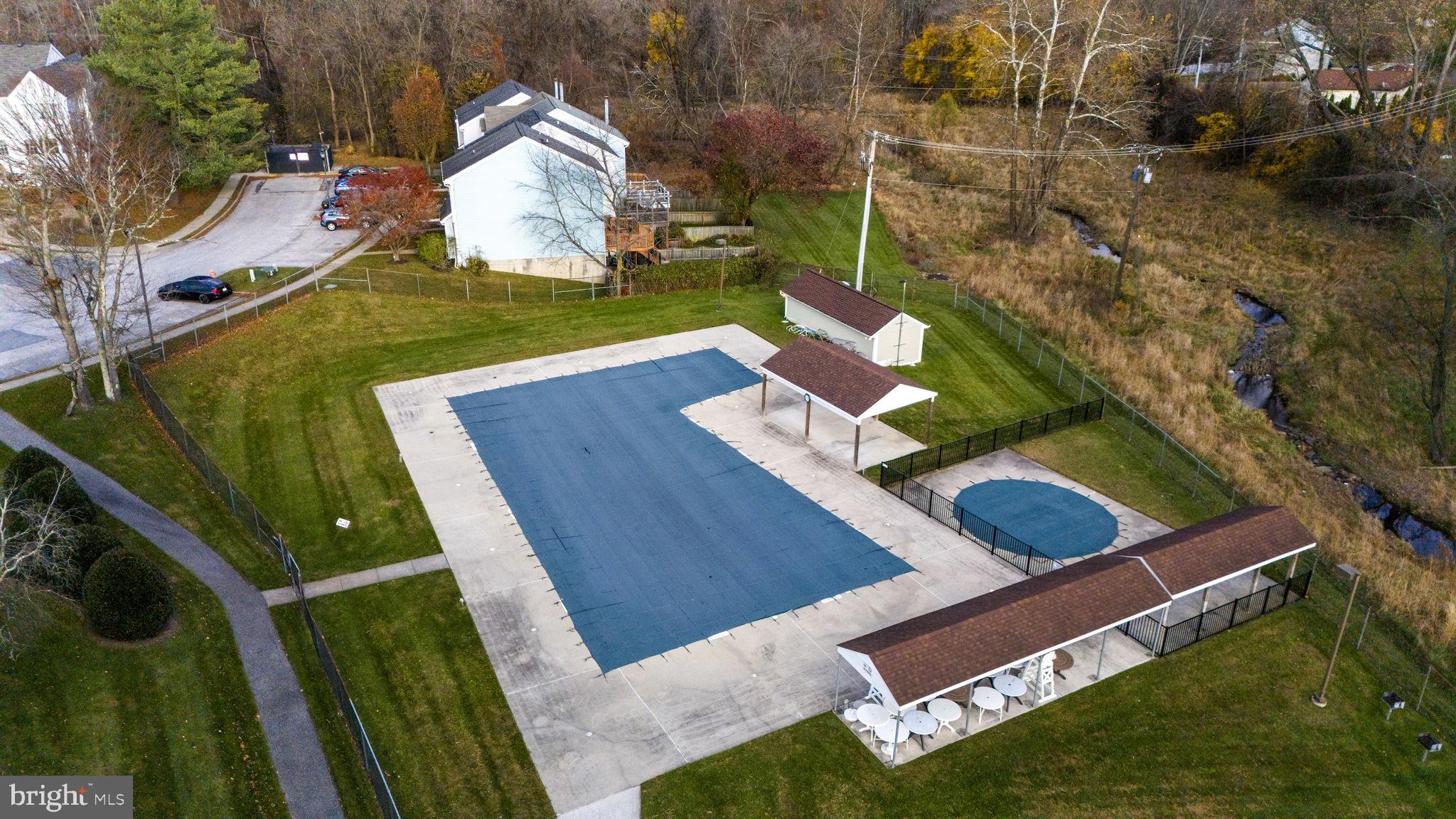 TIMBERGROVE - Residential