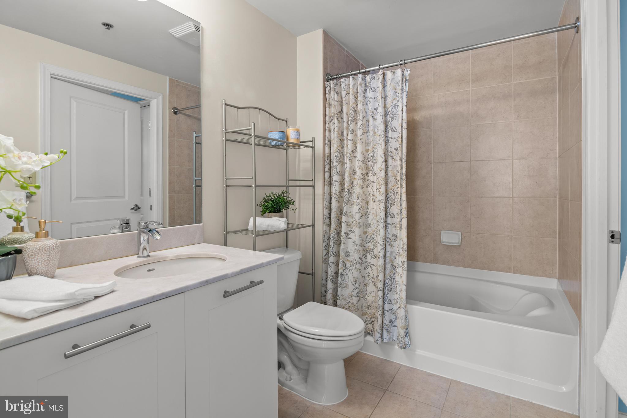 MIDTOWN BETHESDA NORTH - Residential