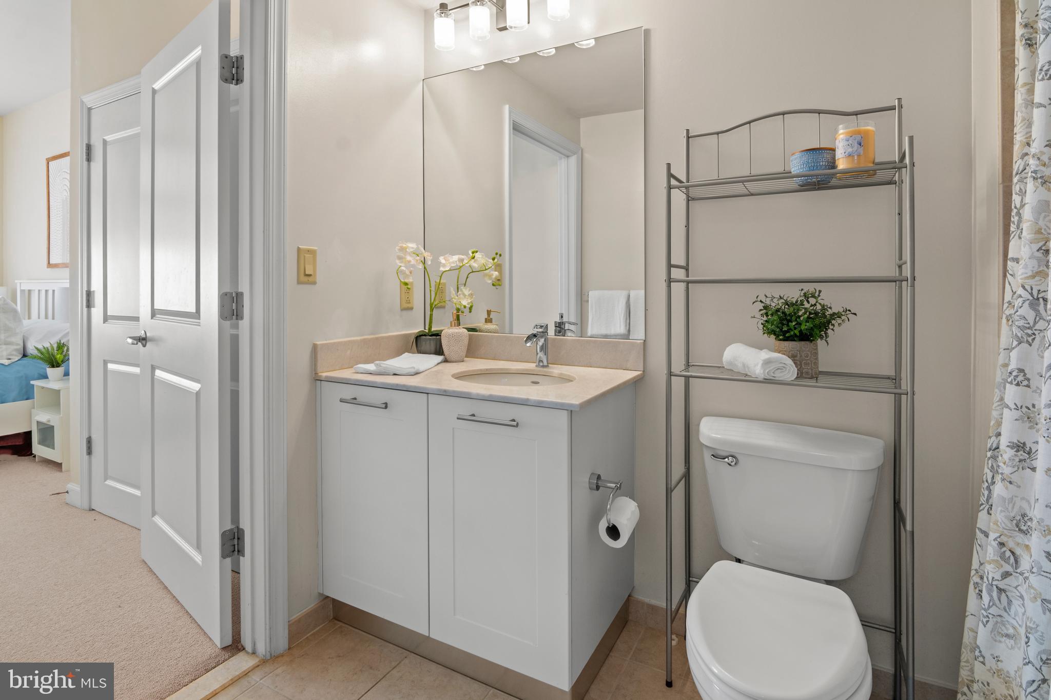 MIDTOWN BETHESDA NORTH - Residential