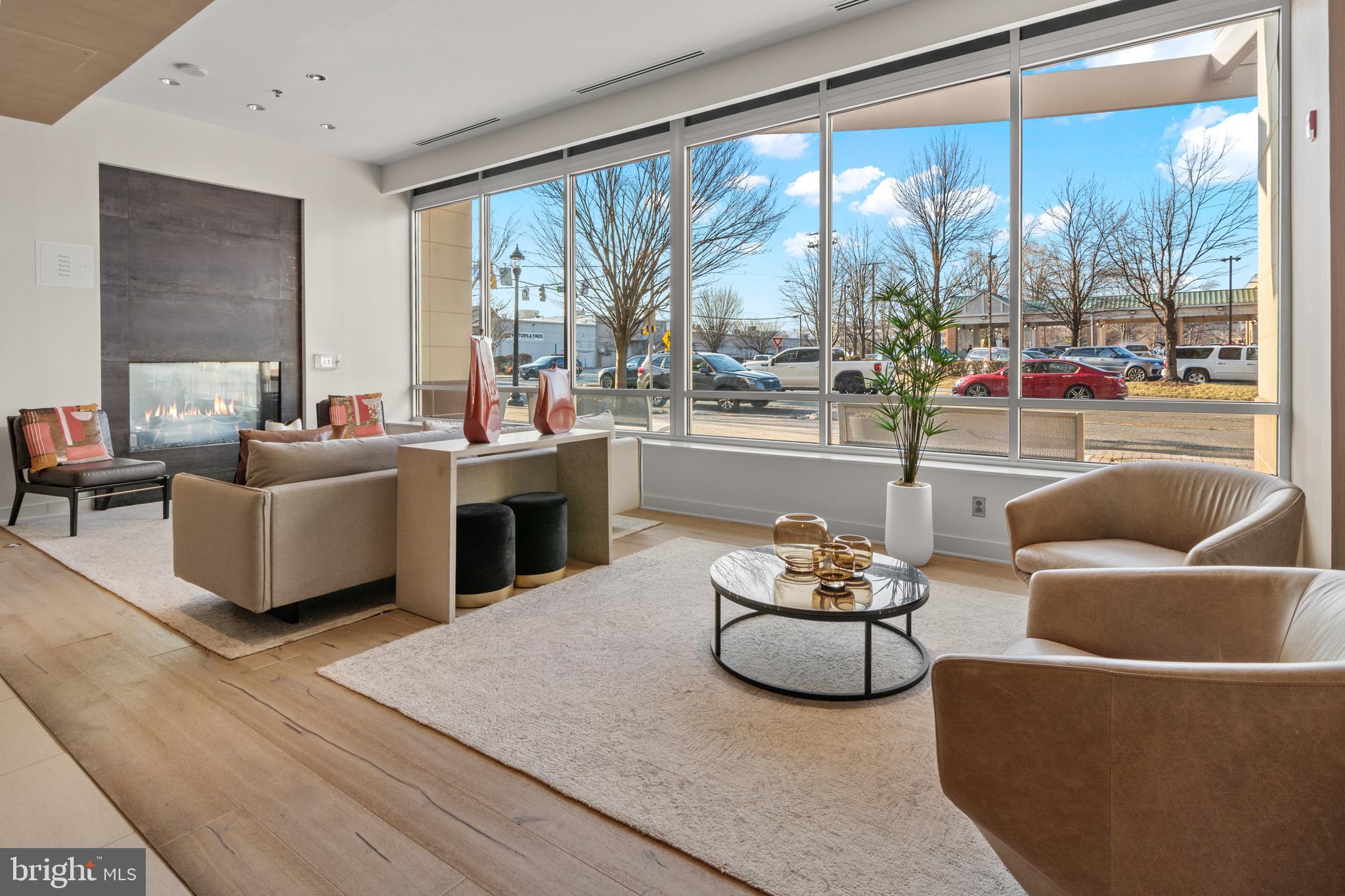 MIDTOWN BETHESDA NORTH - Residential