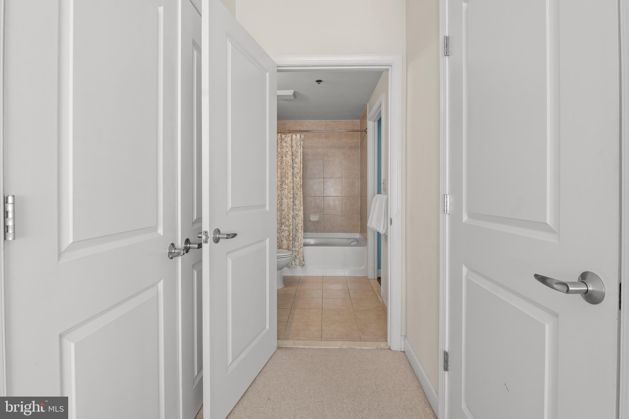 MIDTOWN BETHESDA NORTH - Residential