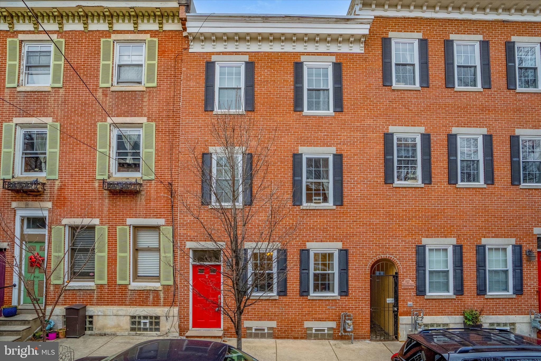 Showings start at 1st open house on Sat 2/3 at 11am. Enjoy condo life with your own private entrance on a beautiful street in the heart of Northern Liberties. Cobblestone Court, formerly a 19th century industrial complex was beautifully converted to 23 luxury condos in 2005/2006. This two bedroom, 2 bath home is move-in ready and has access to a large common gated courtyard with seating areas, a firepit, secure mail and package delivery, and bike parking. Enter the living room with oak flooring and both front and back windows. The eat-in kitchen is downstairs and with granite countertops, cherry cabinets, and stainless steel appliances with gas cooking and an exhaust fan that vents up through the roof. Both the 2nd floor and the 3rd floor each have a bedroom (with closets!) and a full bath with tub, quarry-tile, wainscoting, and Kohler fixtures. Master bedroom is full of natural light, with windows in front and back AND a skylight. Laundry is conveniently located on the 3rd floor. Unit T is the largest in the complex. Two blocks to the Piazza and the Acme, four blocks to Fishtown and the Market-Frankford Line.