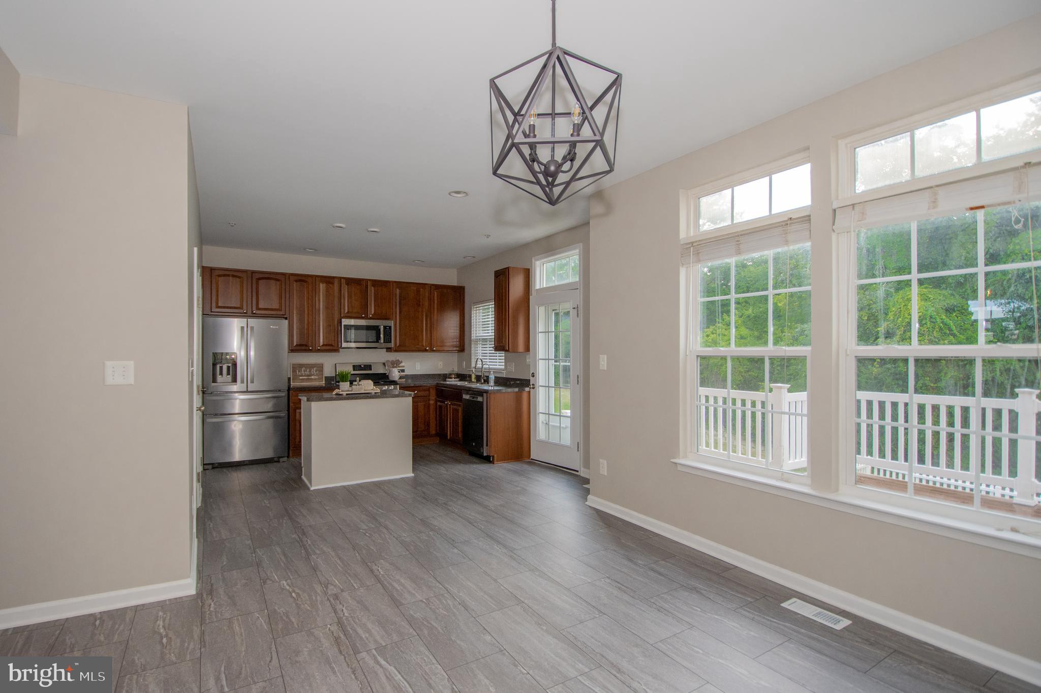 406 STREAM VALLEY COURT