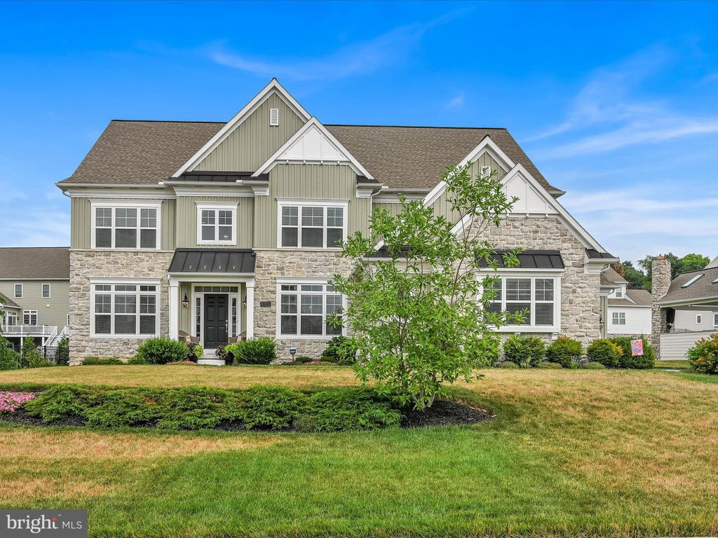 Photo of 1051 Valley Crossing Drive, Lititz, PA 17543 (MLS # PALA2054176)