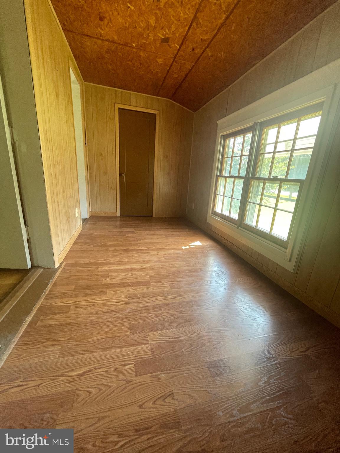 SENSENY ROAD - Residential Lease