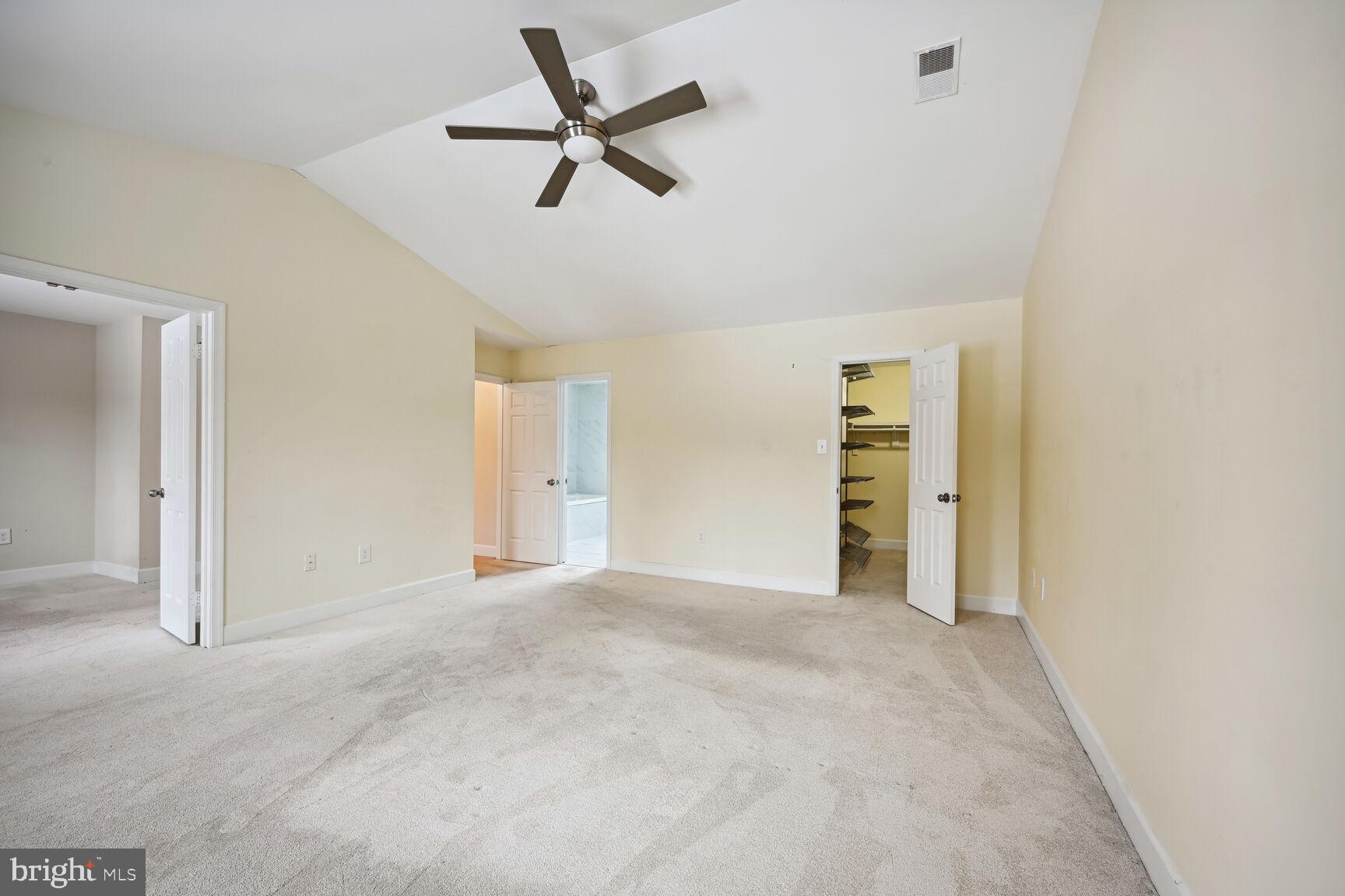 LONGMEAD - Residential