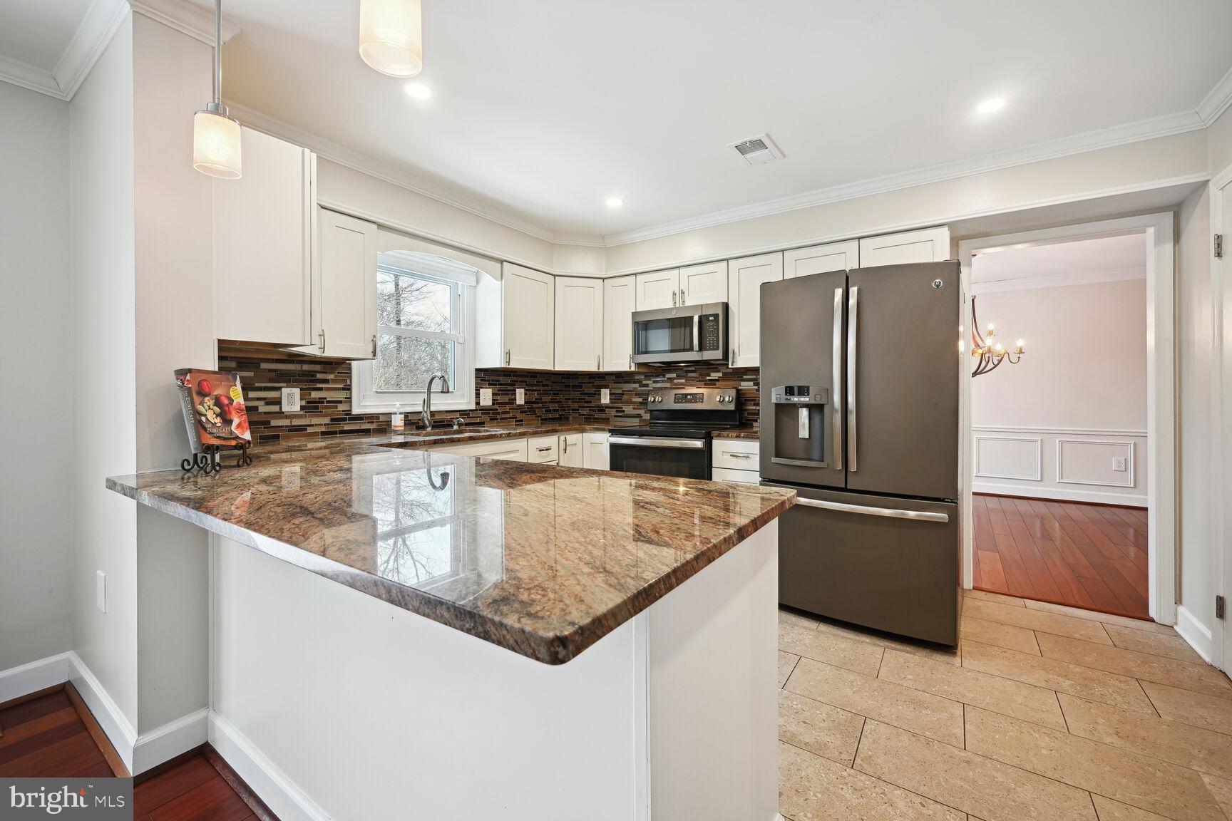 LONGMEAD - Residential