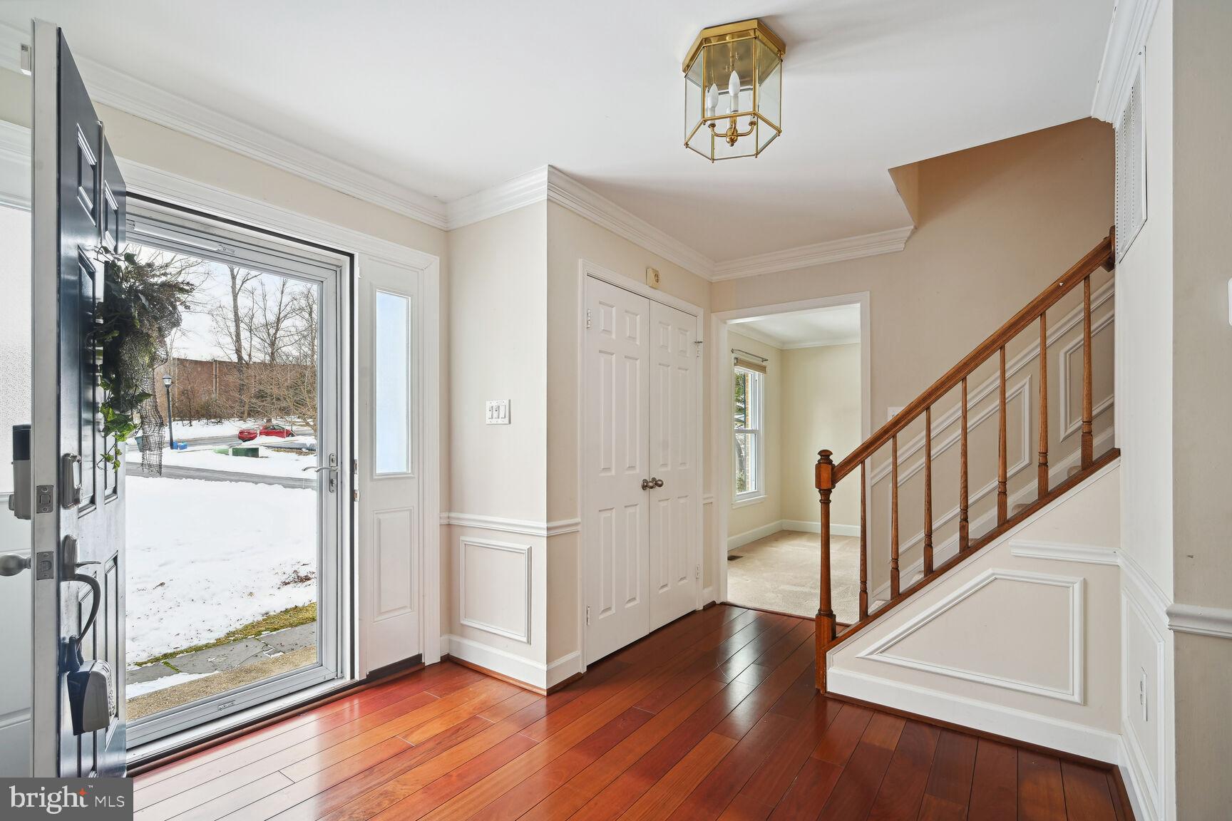 LONGMEAD - Residential