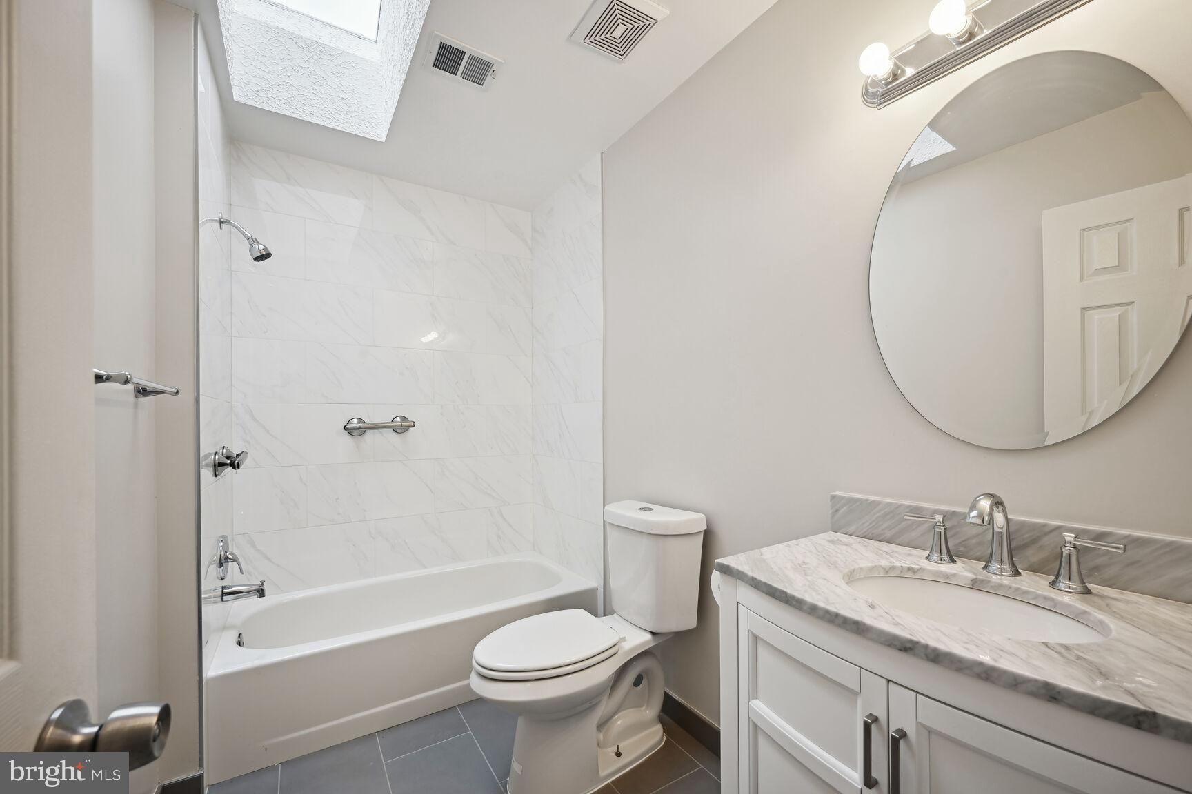 LONGMEAD - Residential