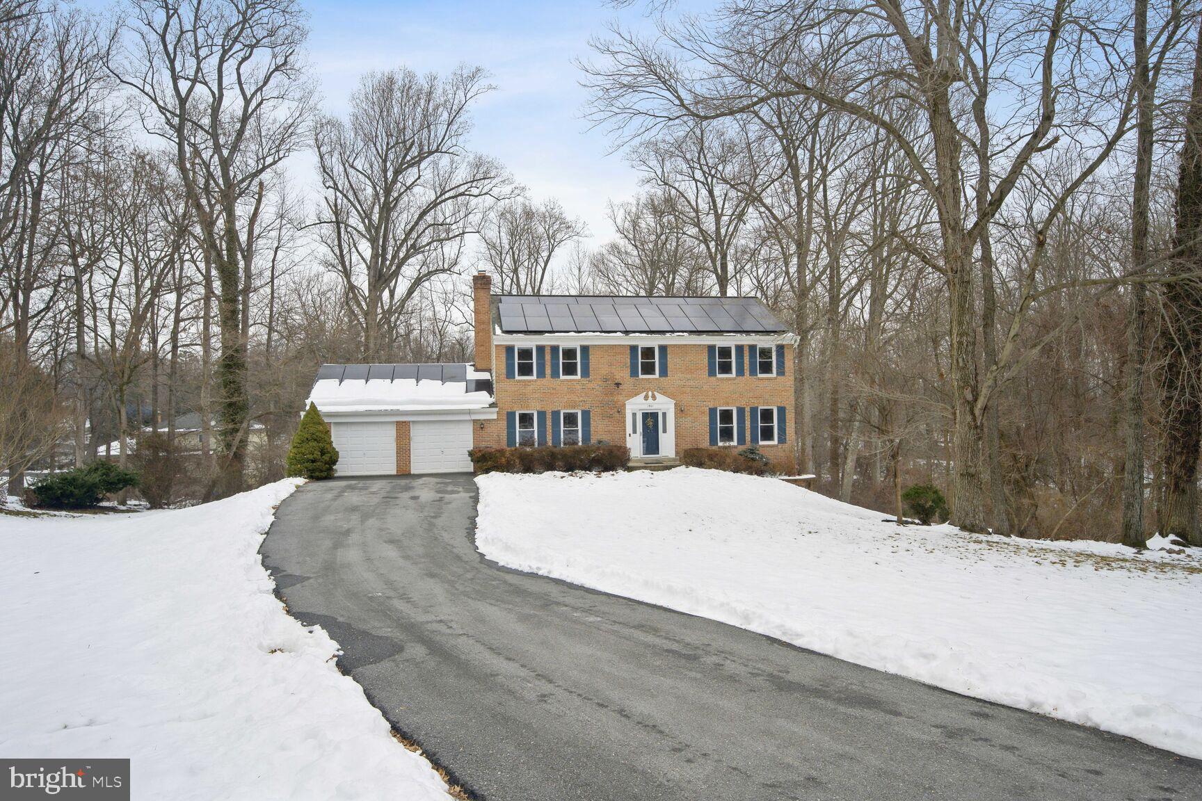 LONGMEAD - Residential