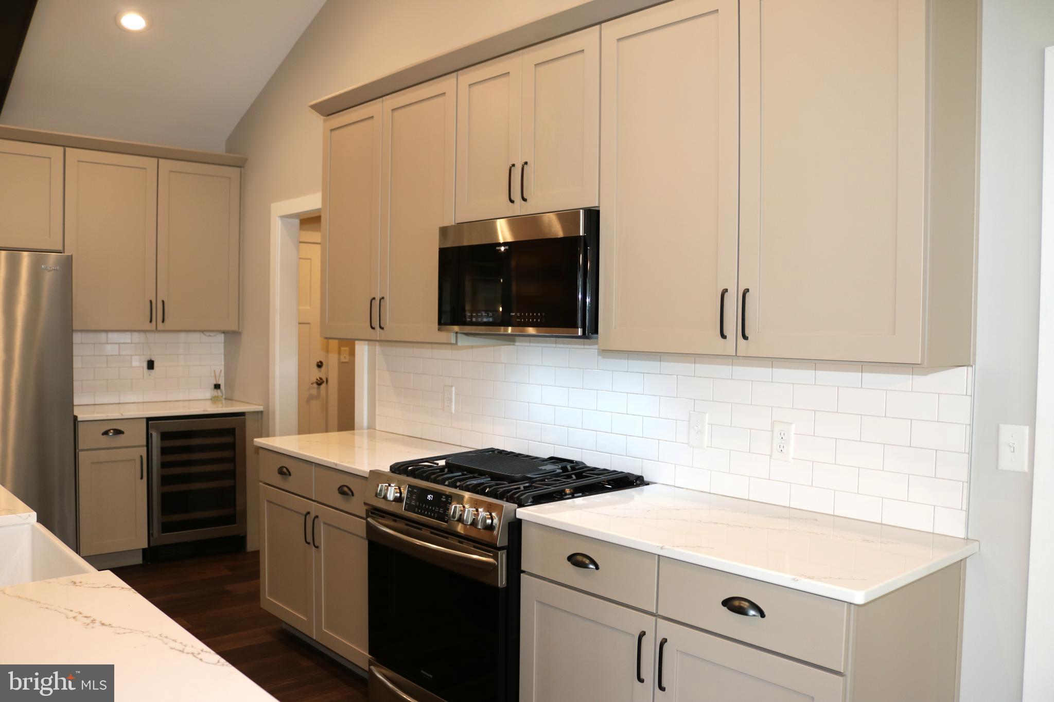 CORTLAND PARK AT WINDING HILLS - Residential