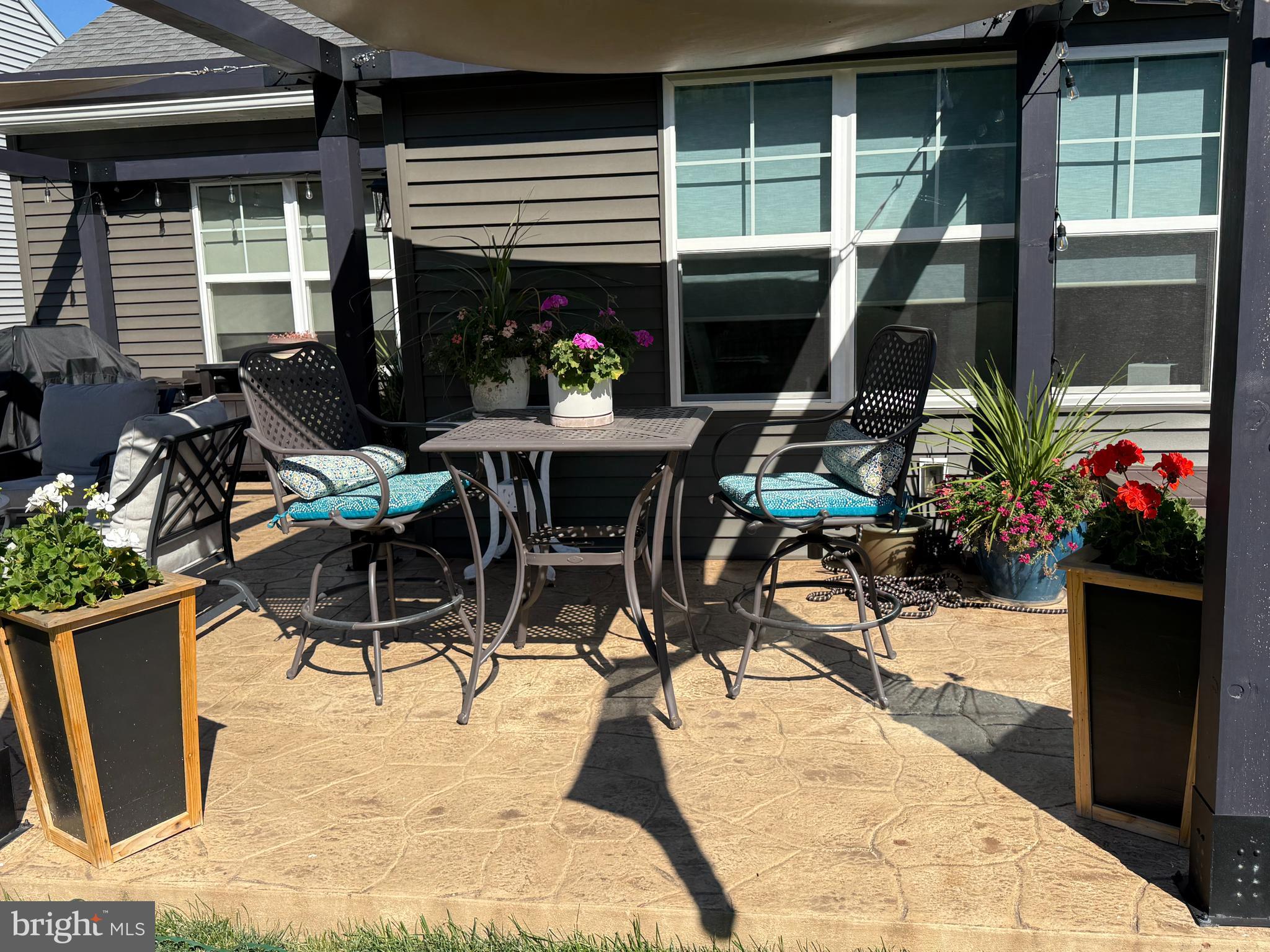 CORTLAND PARK AT WINDING HILLS - Residential