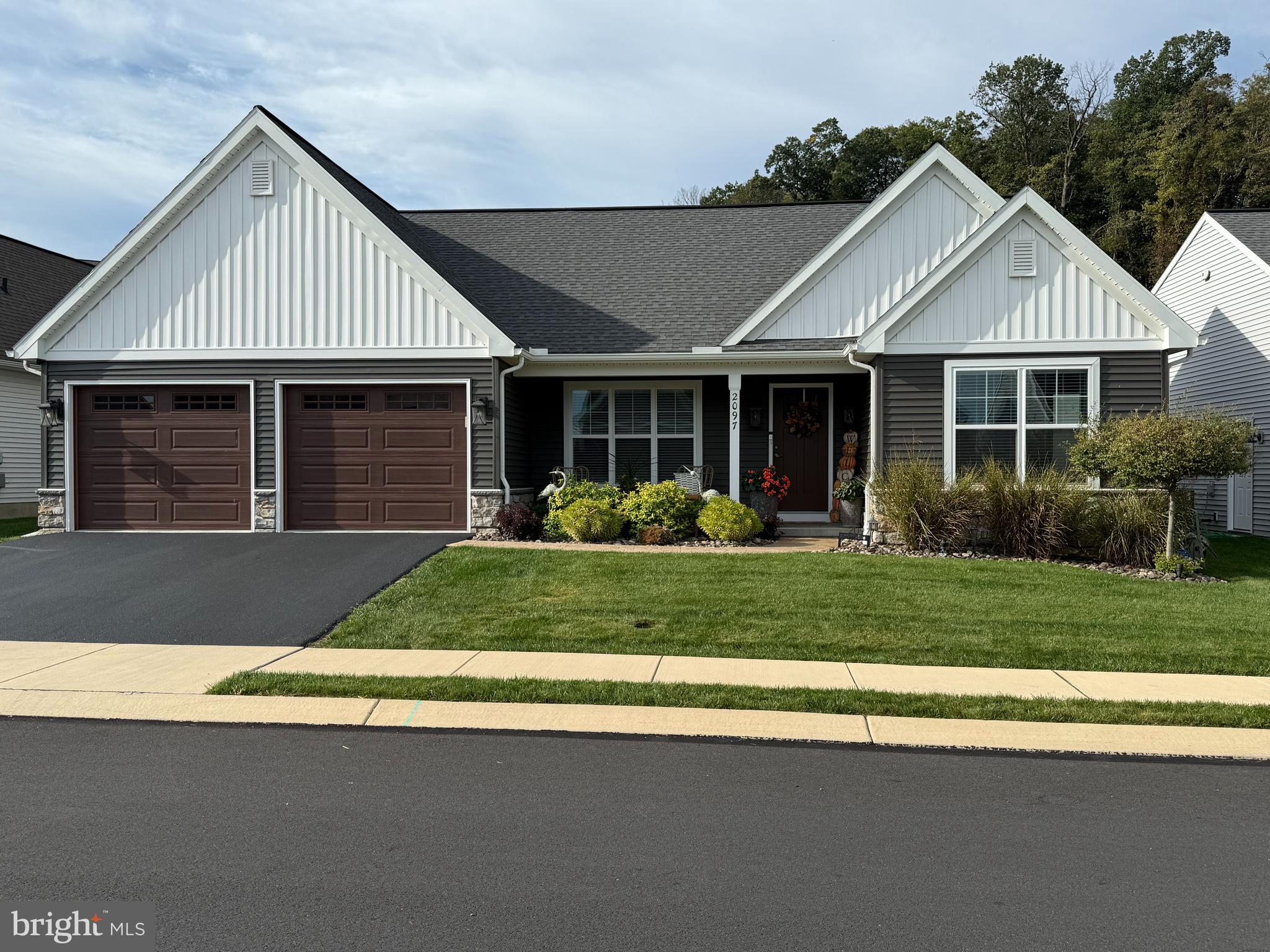 2097 HILL SIDE DRIVE