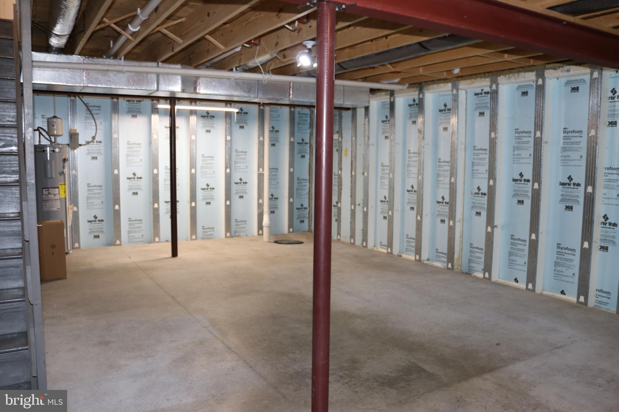 CORTLAND PARK AT WINDING HILLS - Residential