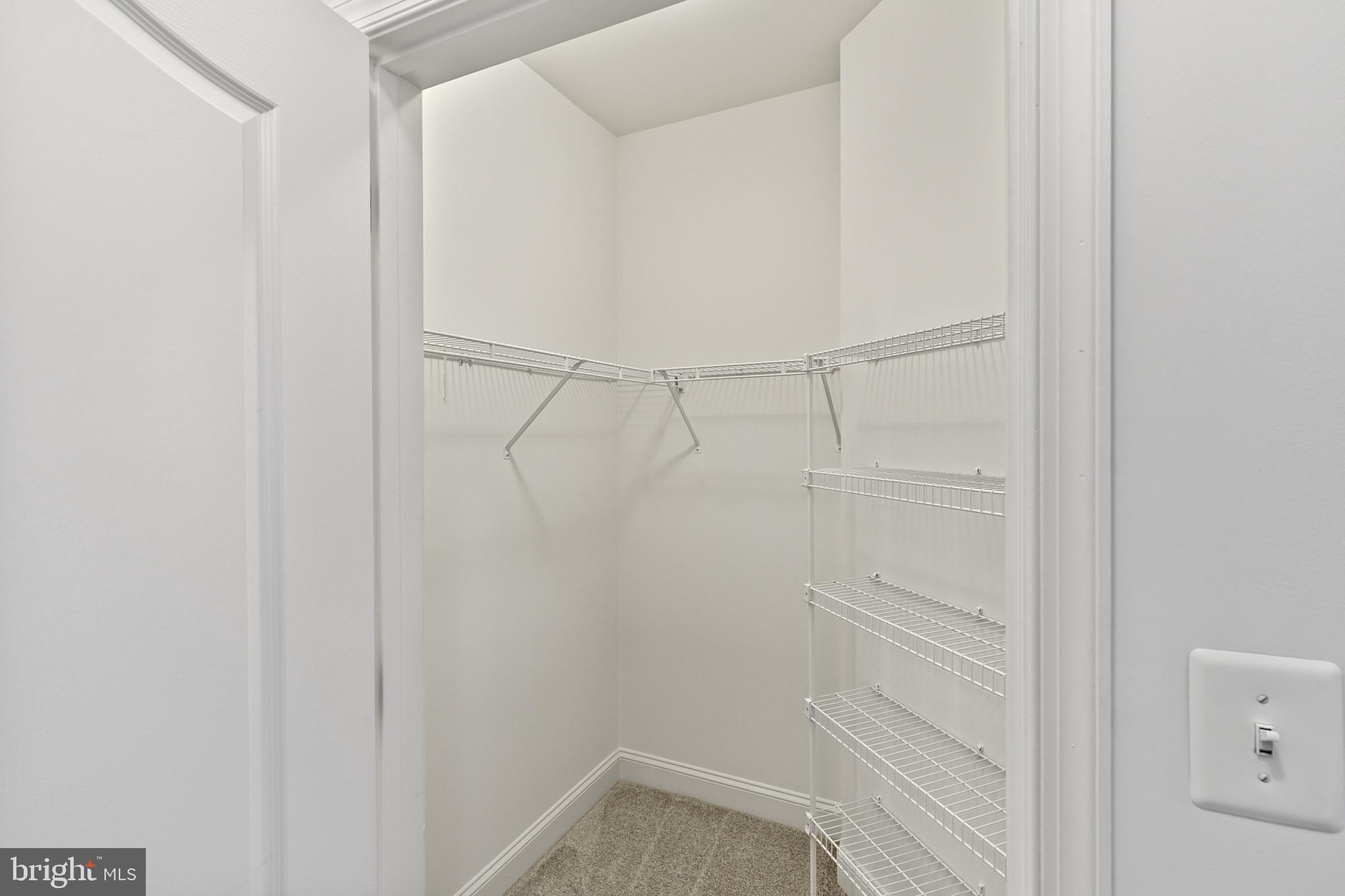 WAVERLY WOODS - Residential