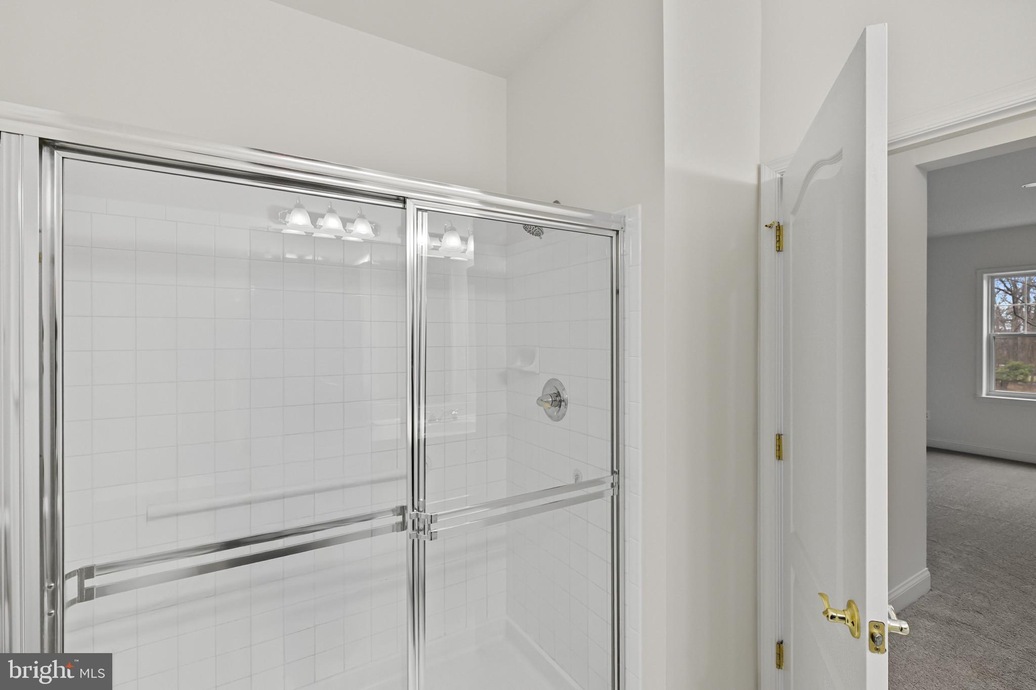 WAVERLY WOODS - Residential