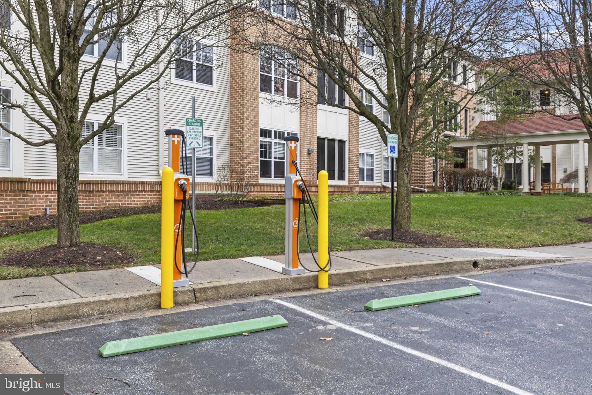 WAVERLY WOODS - Residential