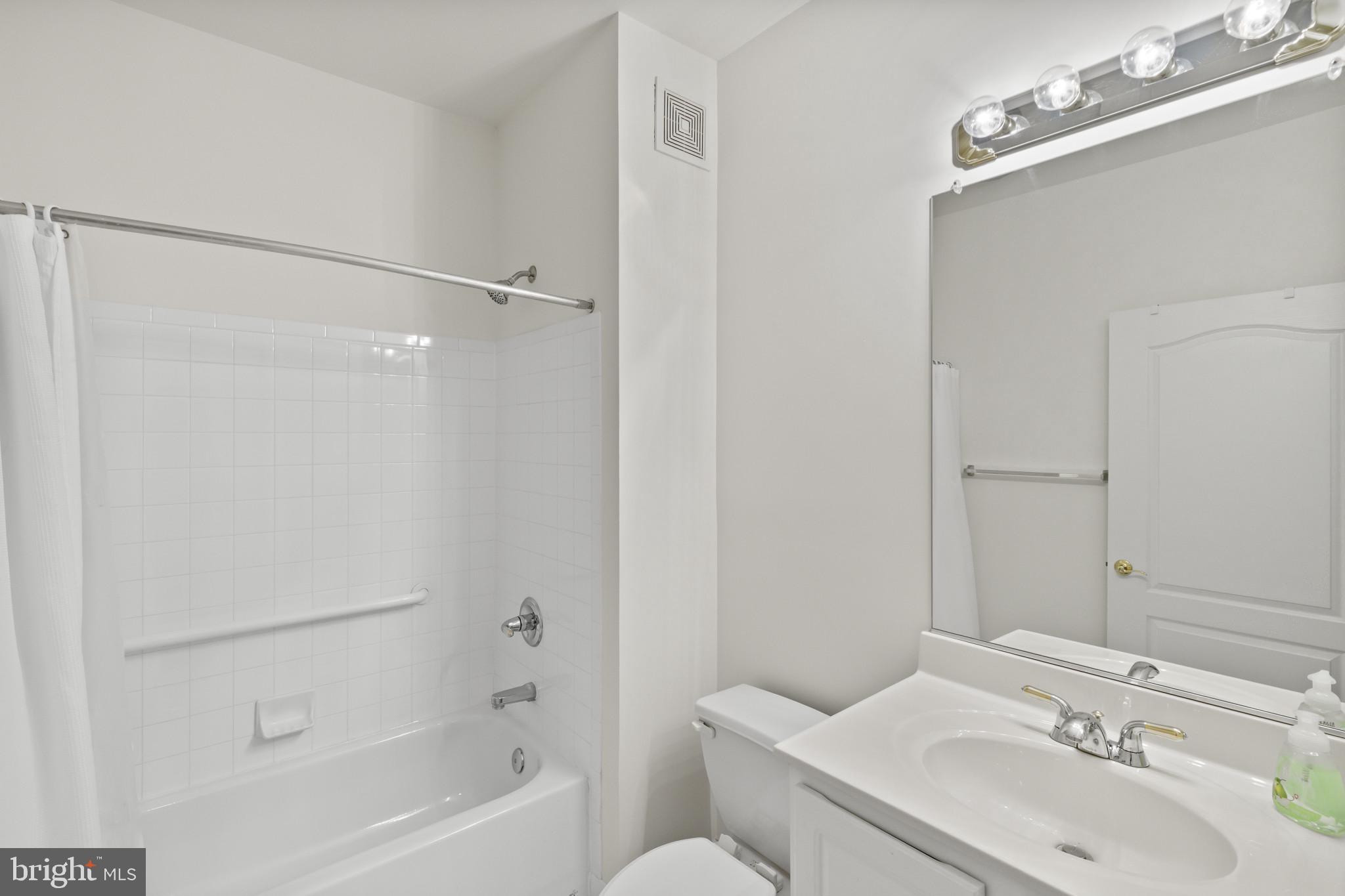 WAVERLY WOODS - Residential