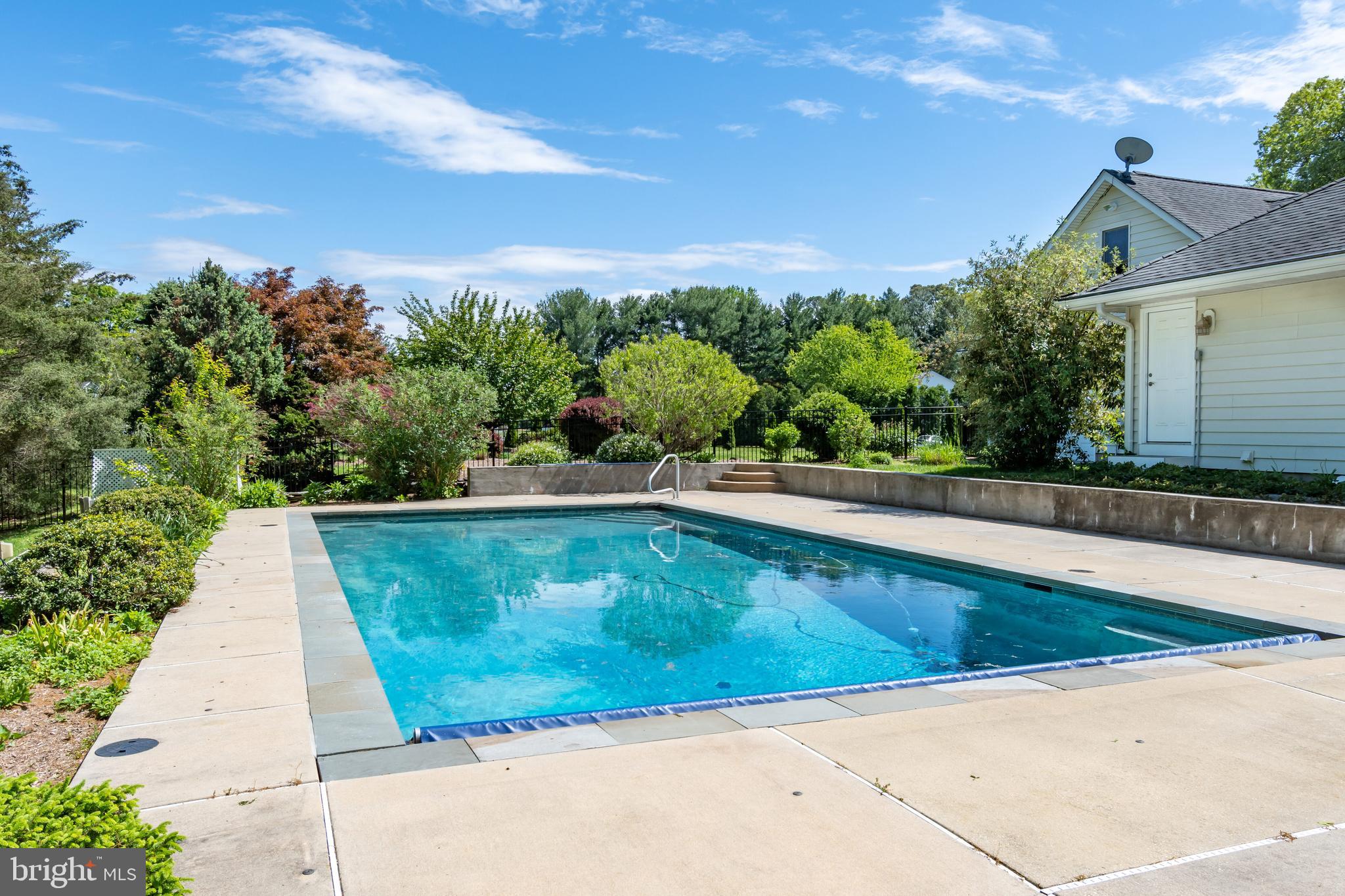 HICKORY RIDGE - Residential