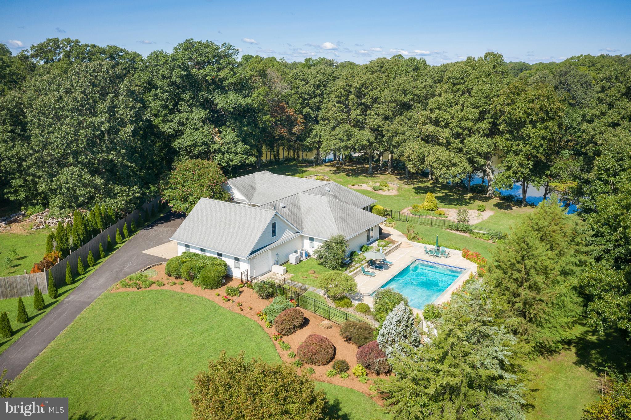 HICKORY RIDGE - Residential