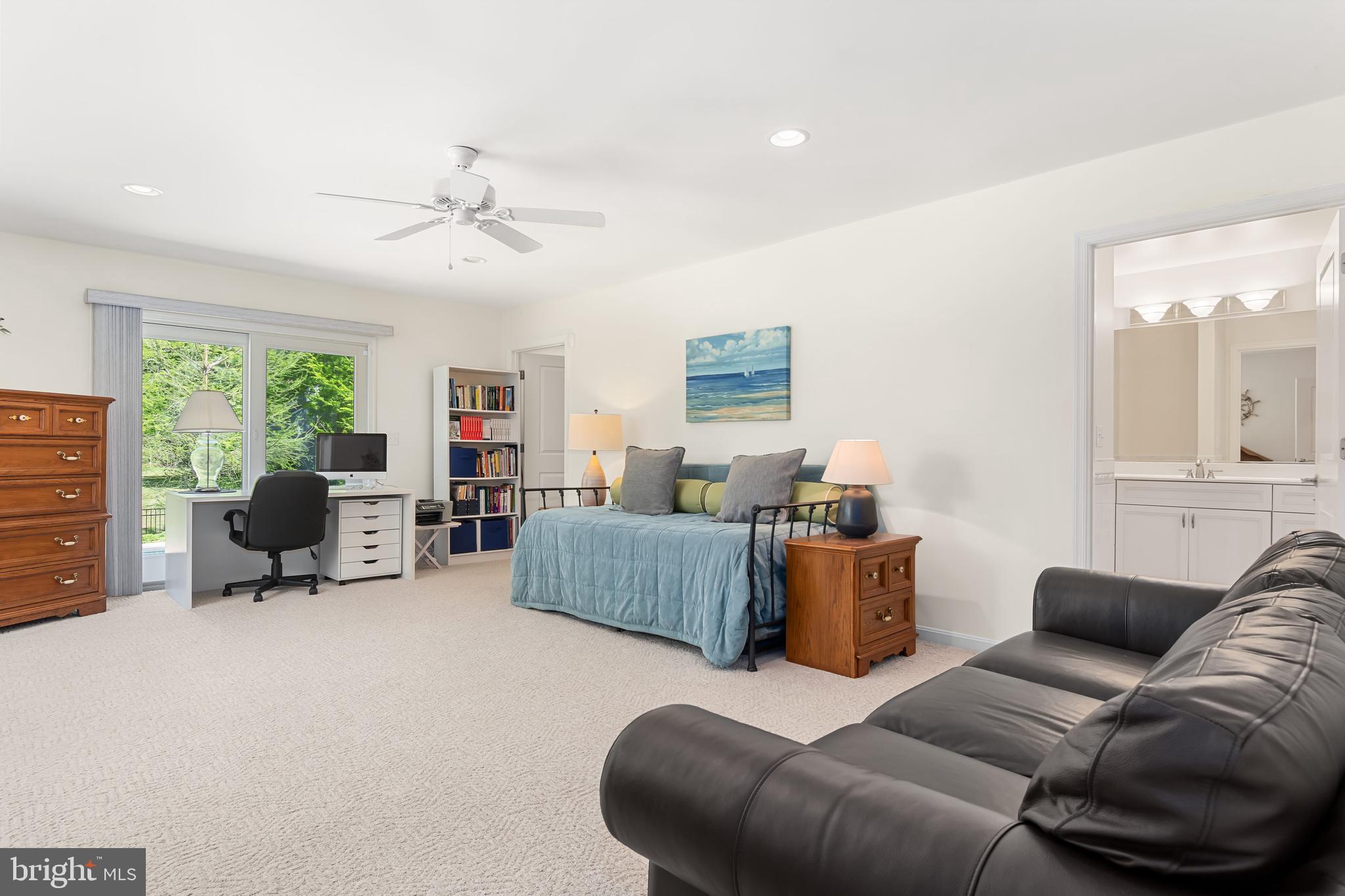 HICKORY RIDGE - Residential