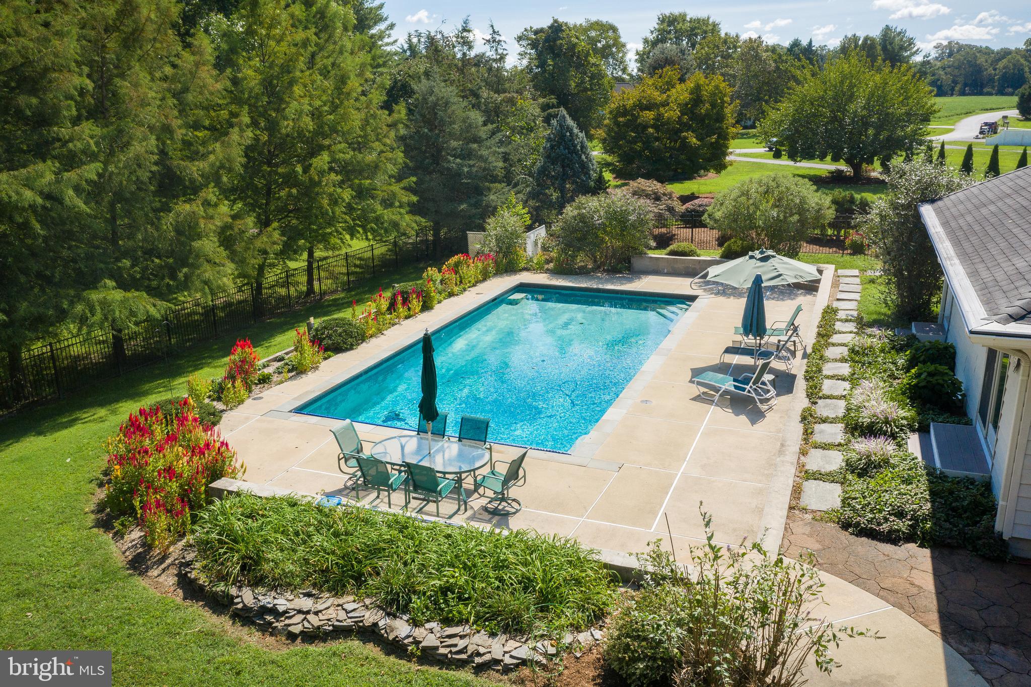 HICKORY RIDGE - Residential